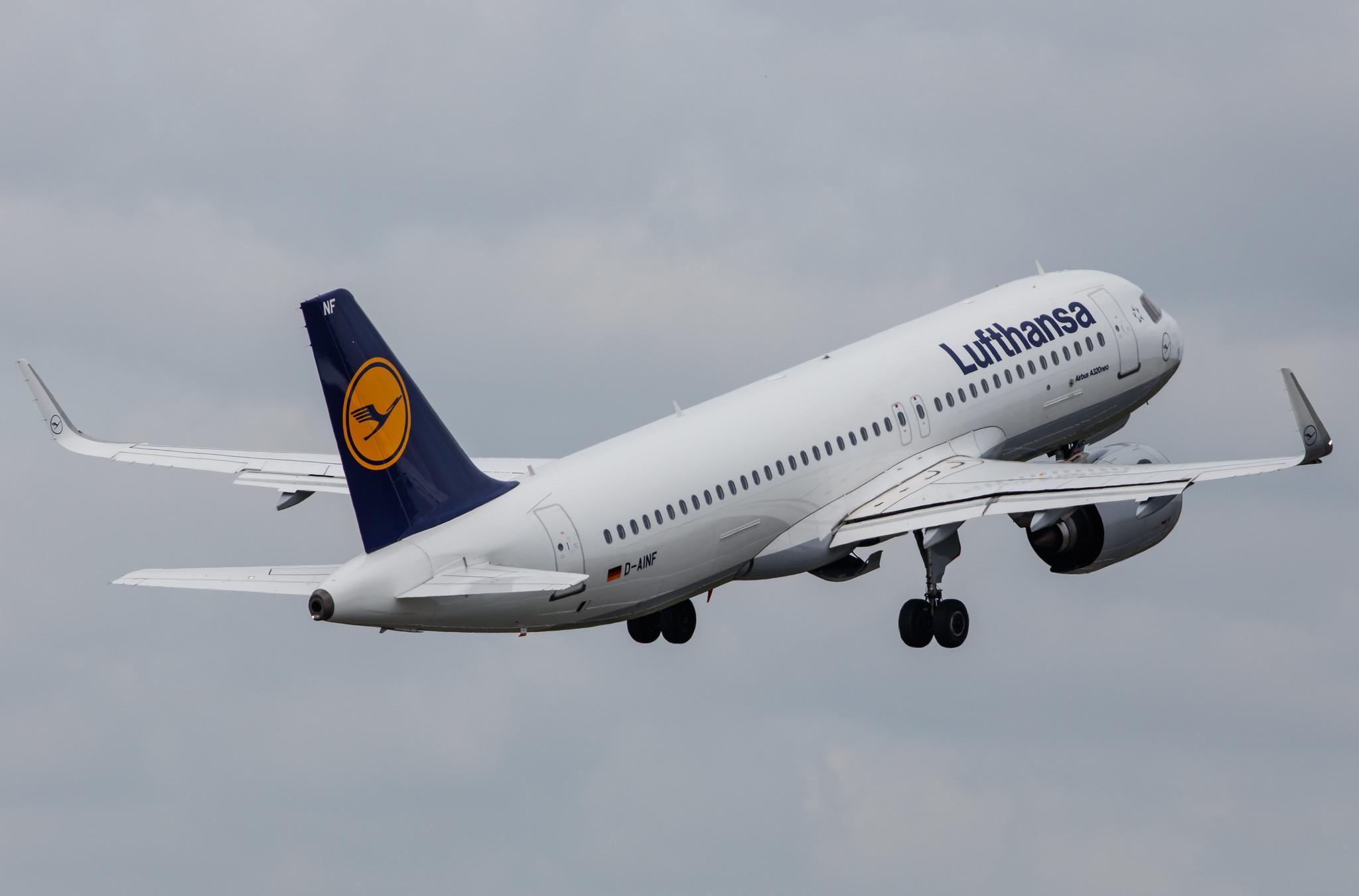 Hamburg Airport: Lufthansa (LH / DLH) |  Airbus A320-271N A20N | D-AINF | MSN 7577
