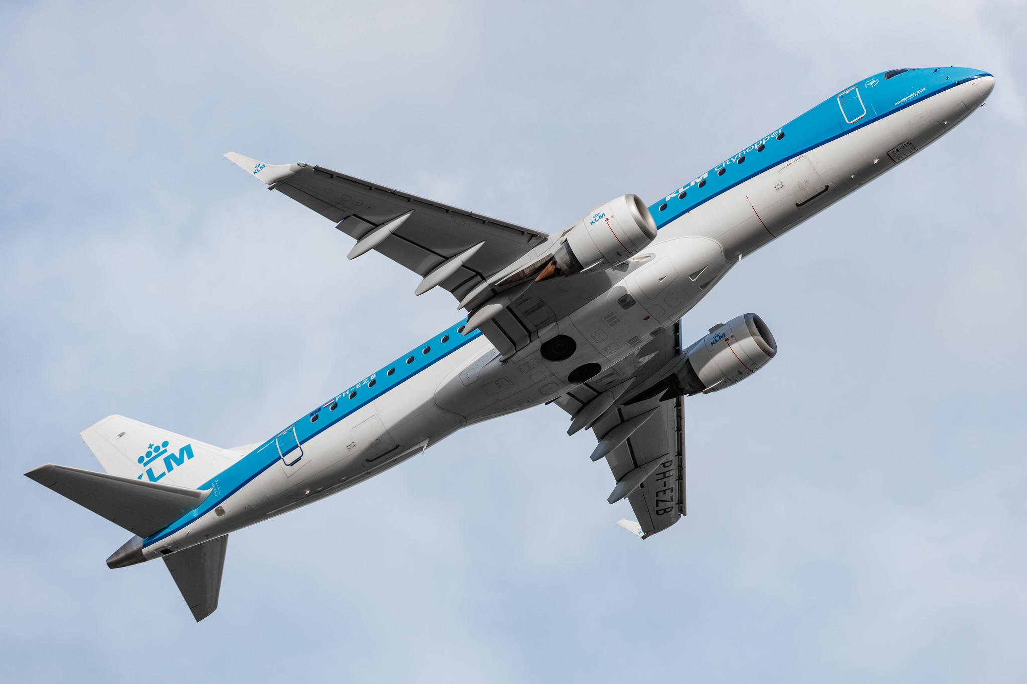 Hamburg Airport: KLM (KL / KLM) | Operator: KLM Cityhopper |  Embraer E190STD E190 | PH-EZB | MSN 19000235