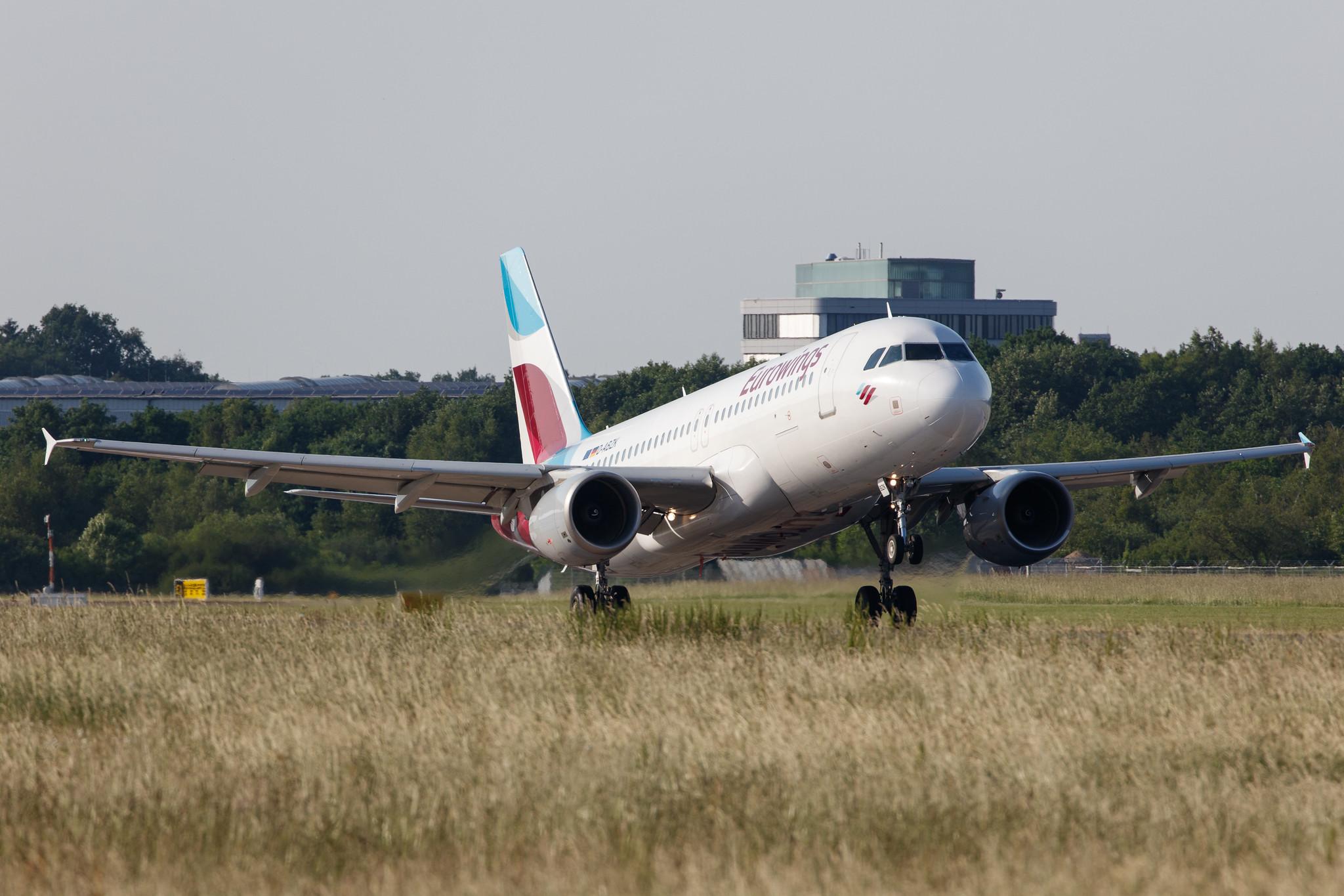 Hamburg Airport: Eurowings (EW / EWG) |  Airbus A320-216 A320 | D-ABZK | MSN 3213