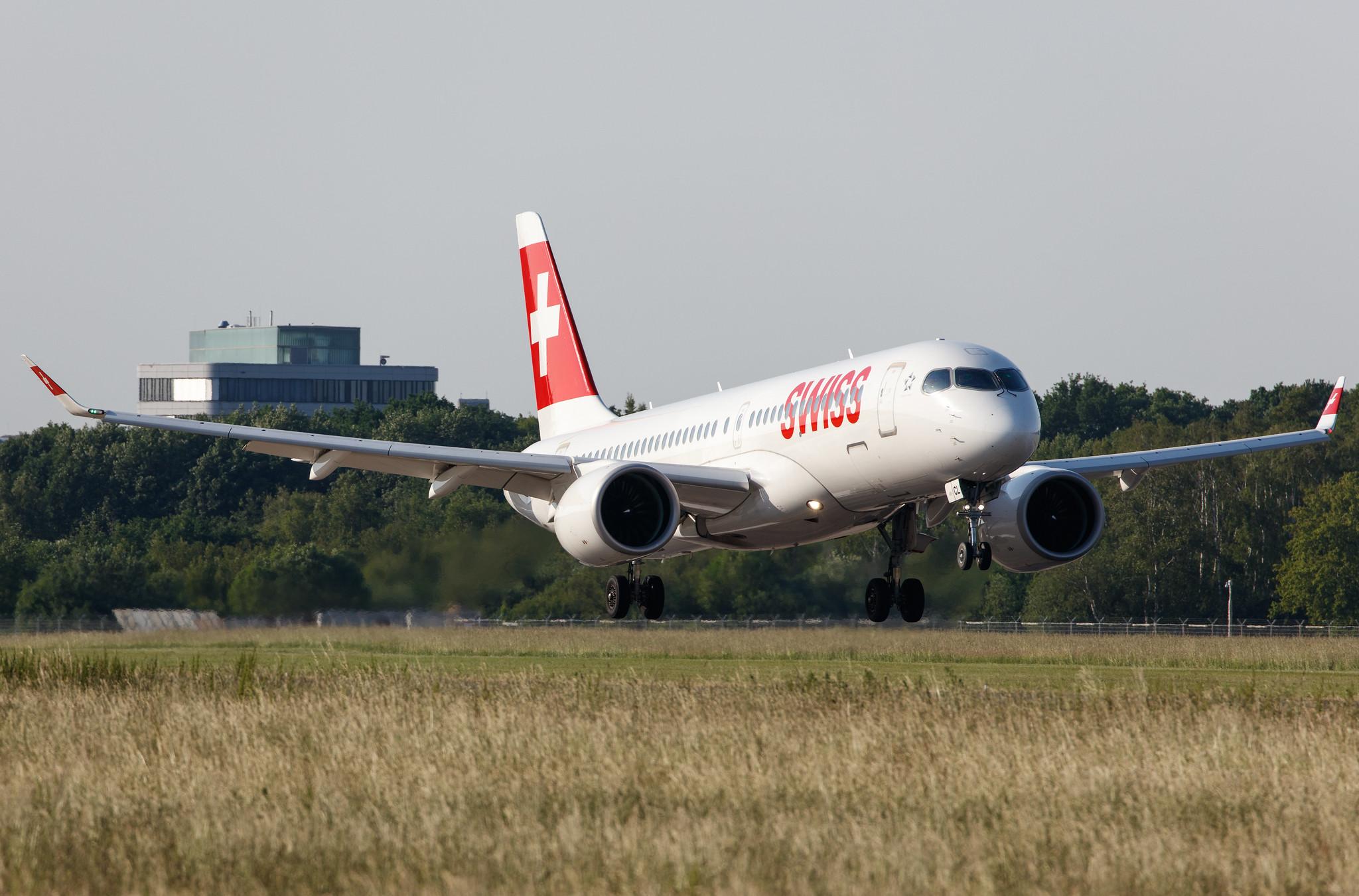 Hamburg Airport: Swiss (LX / SWR) |  Airbus A220-300 BCS3 | HB-JCL | MSN 55029