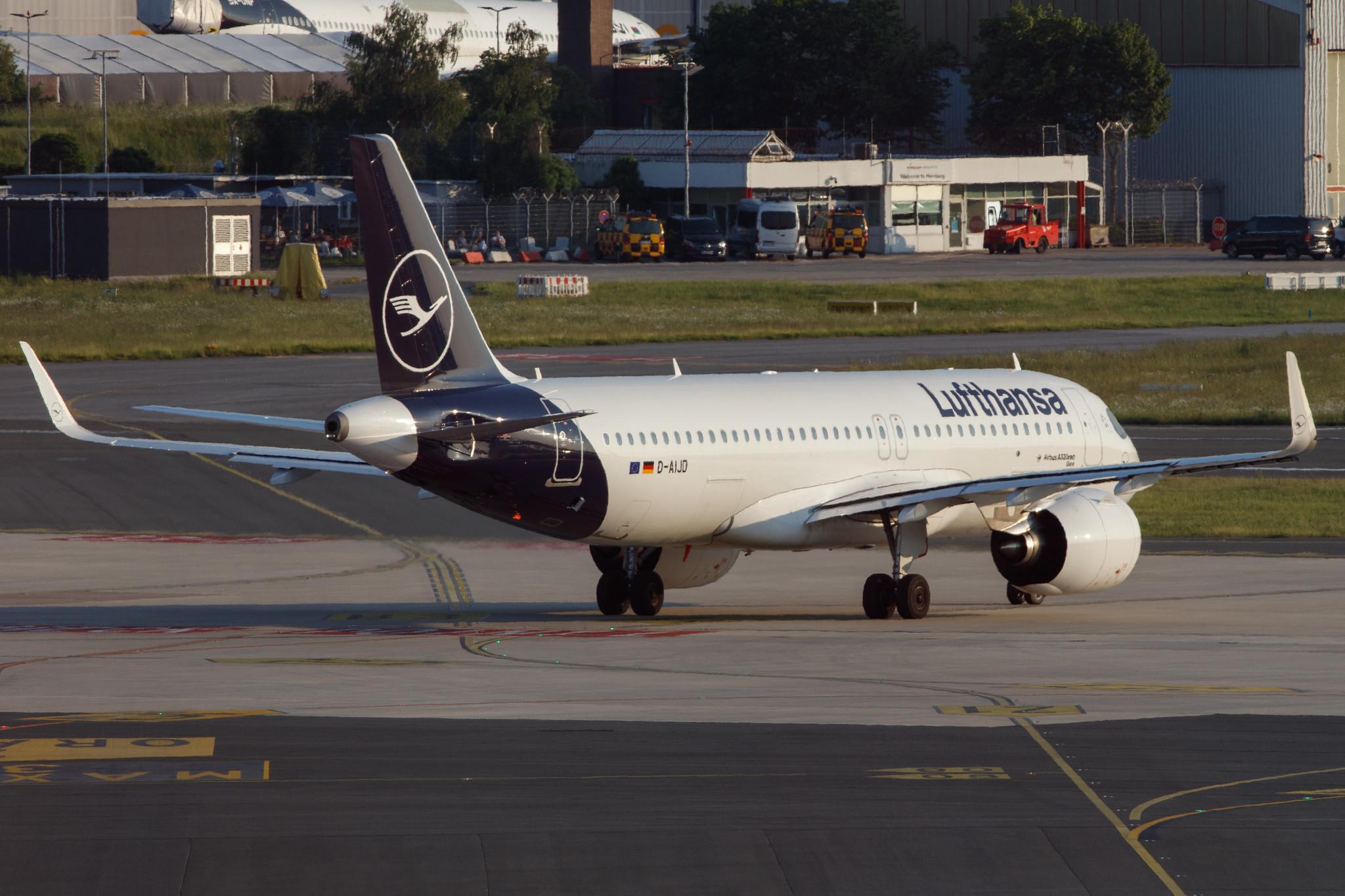 Hamburg Airport: Lufthansa (LH / DLH) |  Airbus A320-271N A20N | D-AIJD | MSN 10281