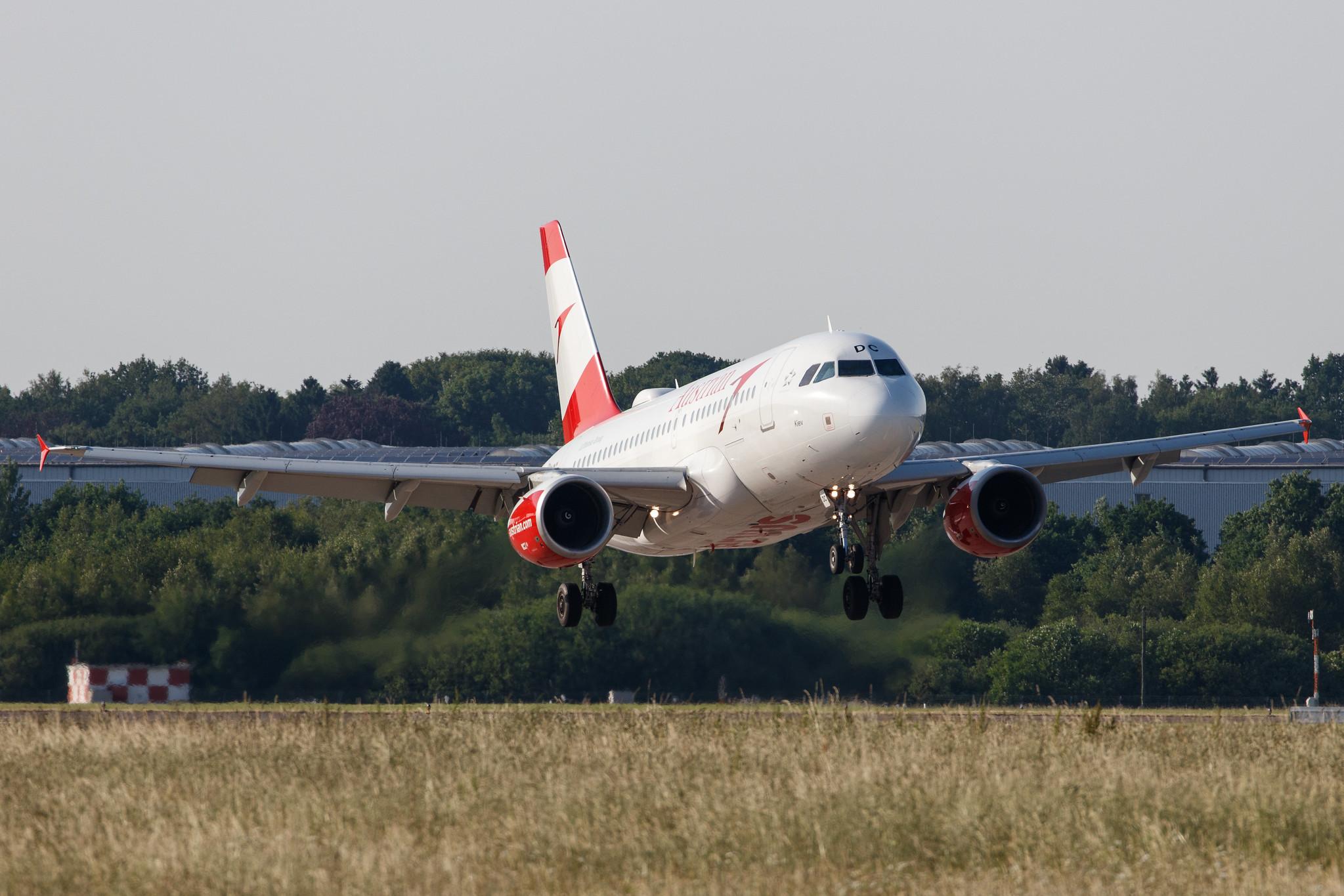 Hamburg Airport: Austrian Airlines (OS / AUA) |  Airbus A319-112 A319 | OE-LDC | MSN 2262