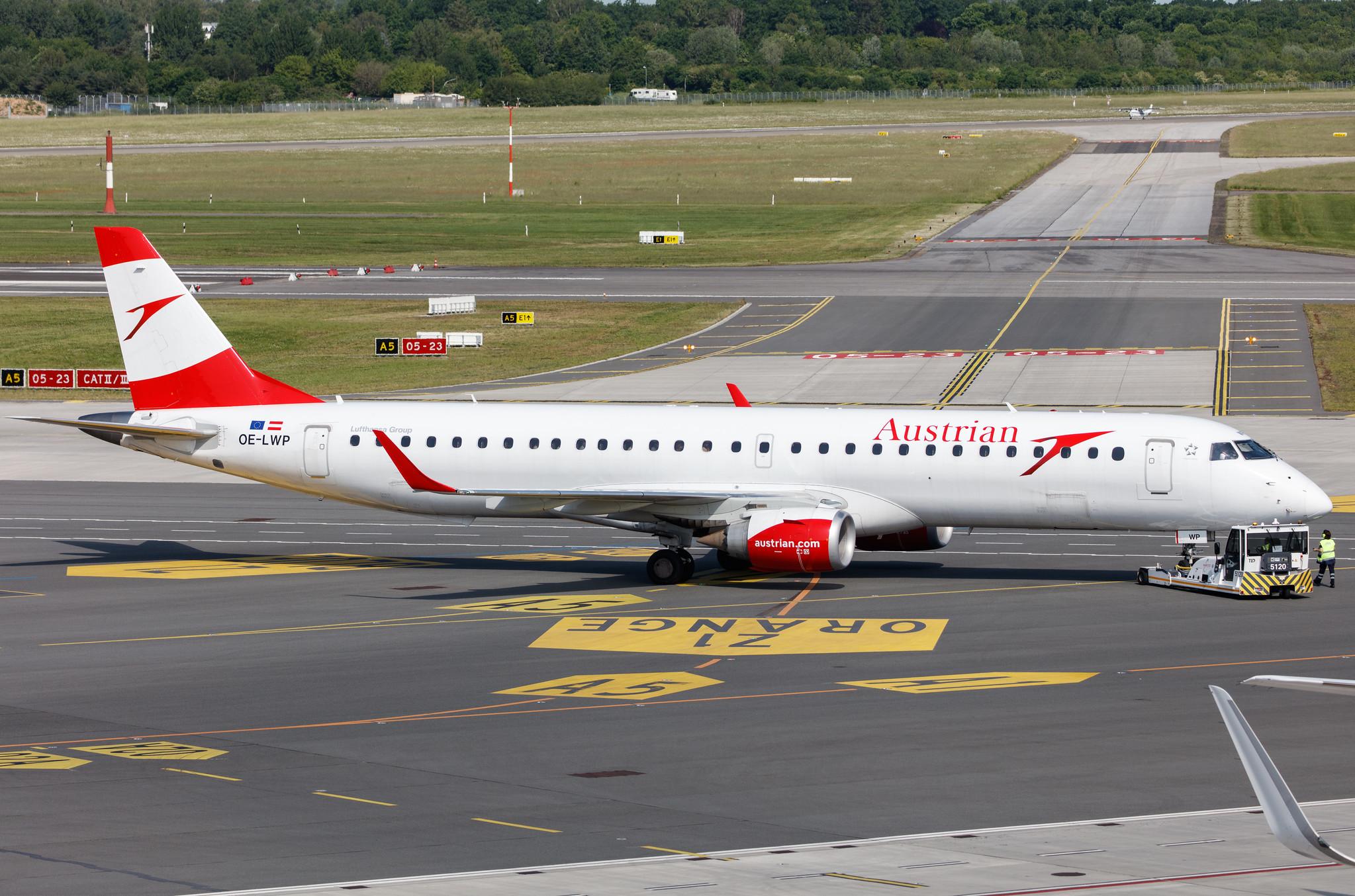 Hamburg Airport: Austrian Airlines (OS / AUA) |  Embraer E195LR E195 | OE-LWP | MSN 19000558