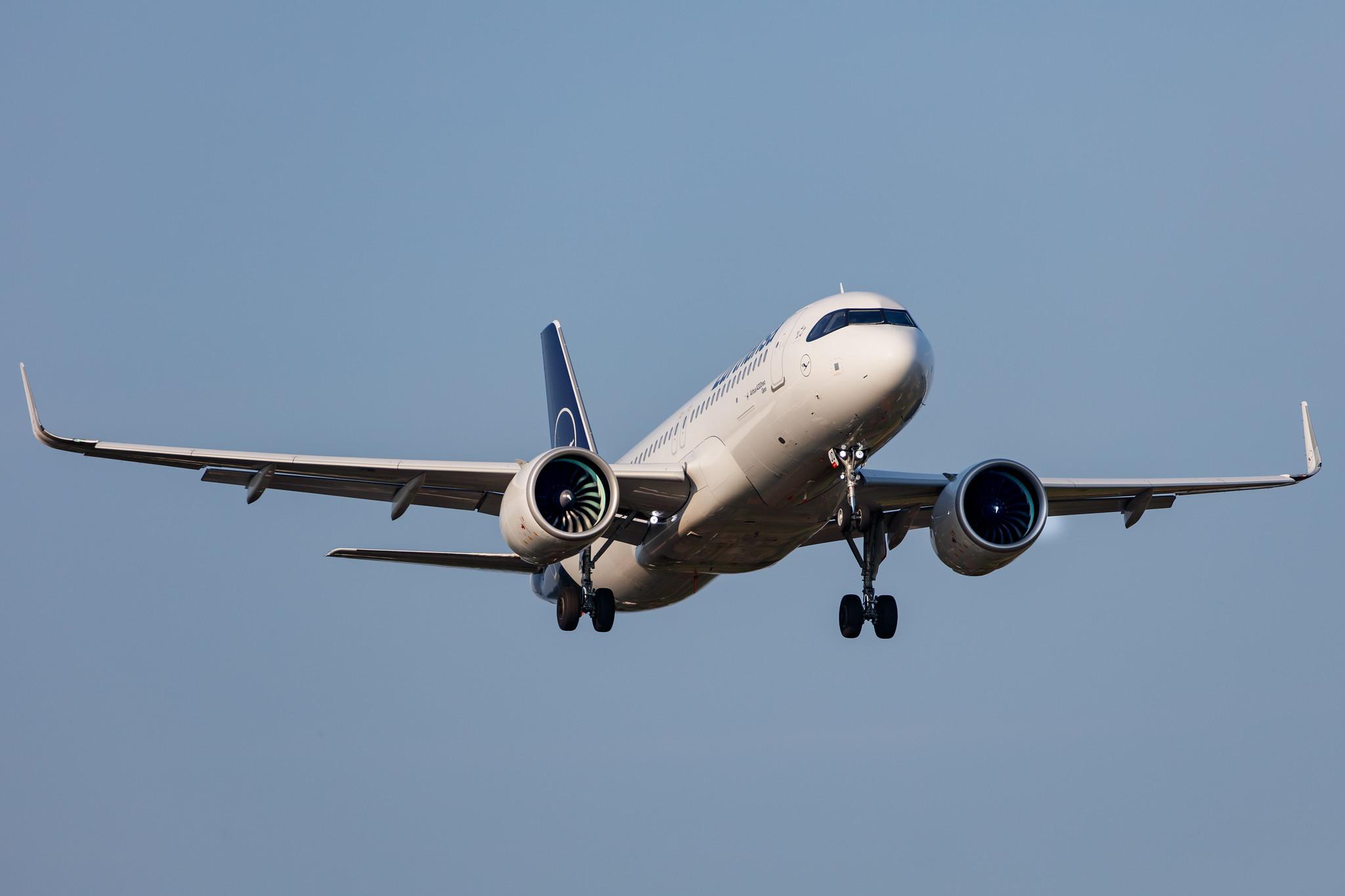 Hamburg Airport: Lufthansa (LH / DLH) |  Airbus A320-271N A20N | D-AIJD | MSN 10281