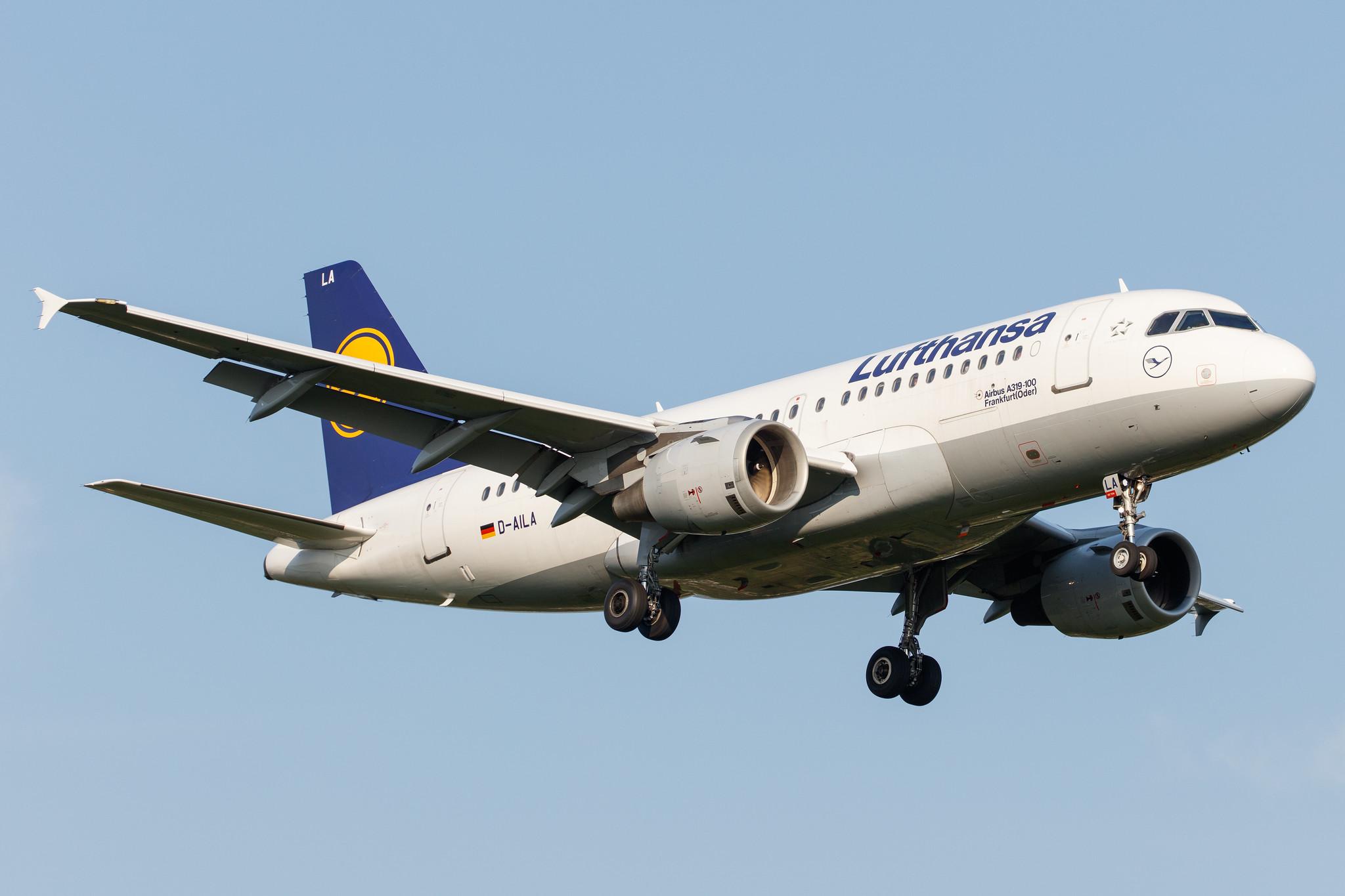 Hamburg Airport: Lufthansa (LH / DLH) |  Airbus A319-114 A319 | D-AILA | MSN 0609