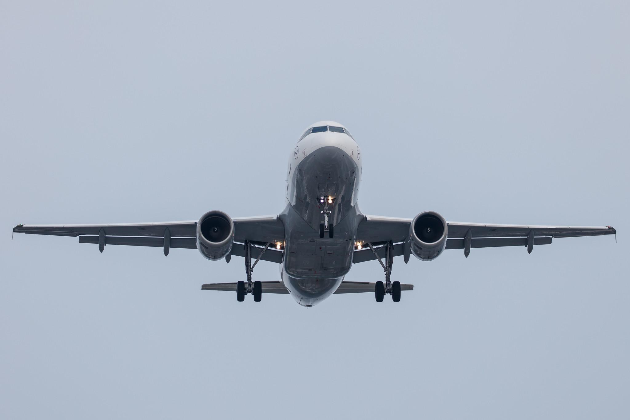 Hamburg Airport: Lufthansa (LH / DLH) |  Airbus A319-114 A319 | D-AILA | MSN 0609