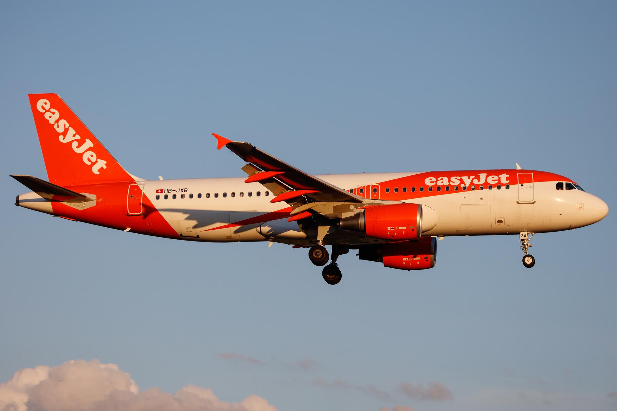 Hamburg Airport: easyJet (U2 / EZY) | Operator: easyJet Switzerland |  Airbus A320-214 A320 | HB-JXB | MSN 5111