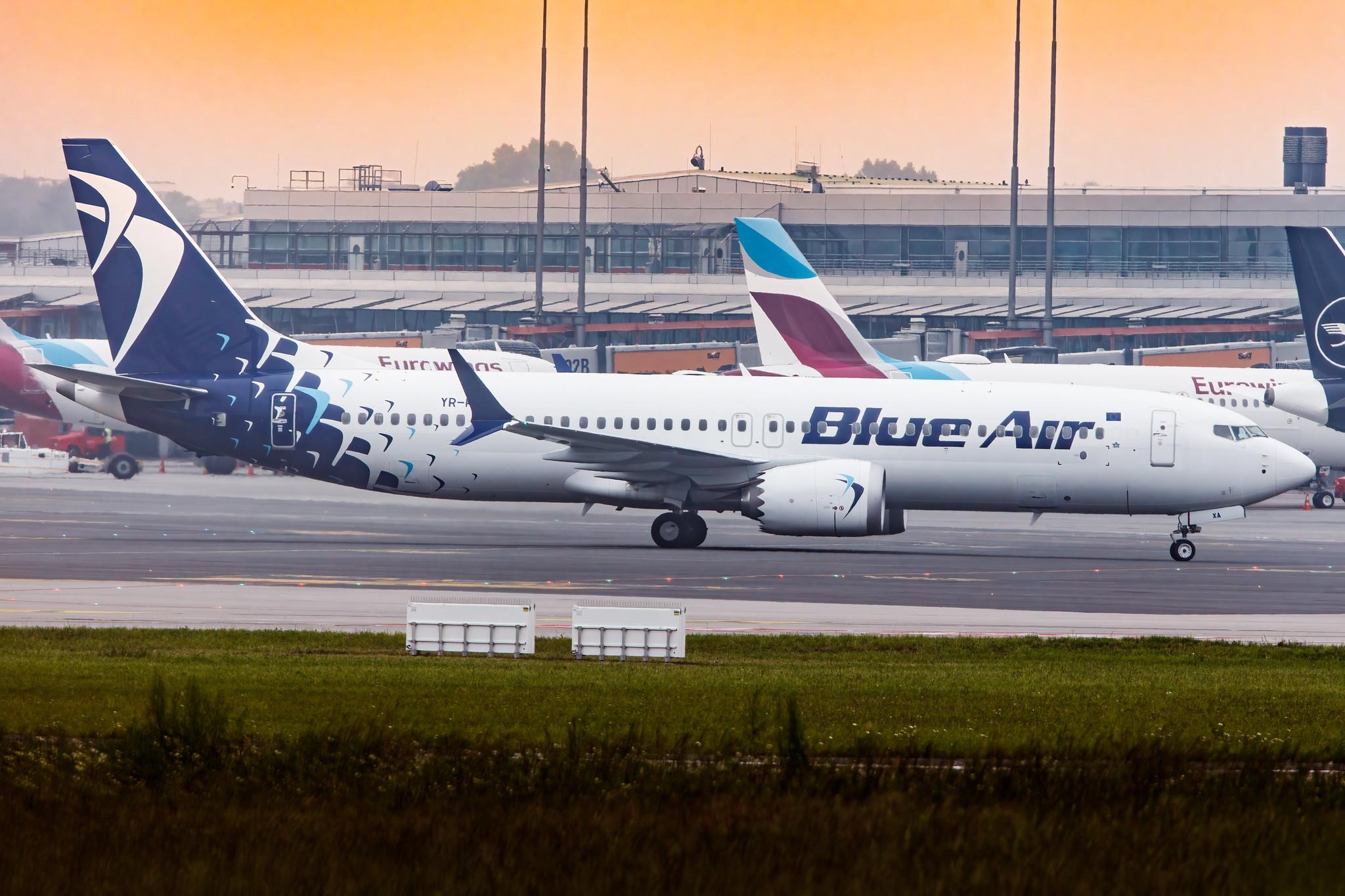 Hamburg Airport: Blue Air (0B / BLA) |  Boeing 737 MAX 8 B38M | YR-MXA | MSN 43309