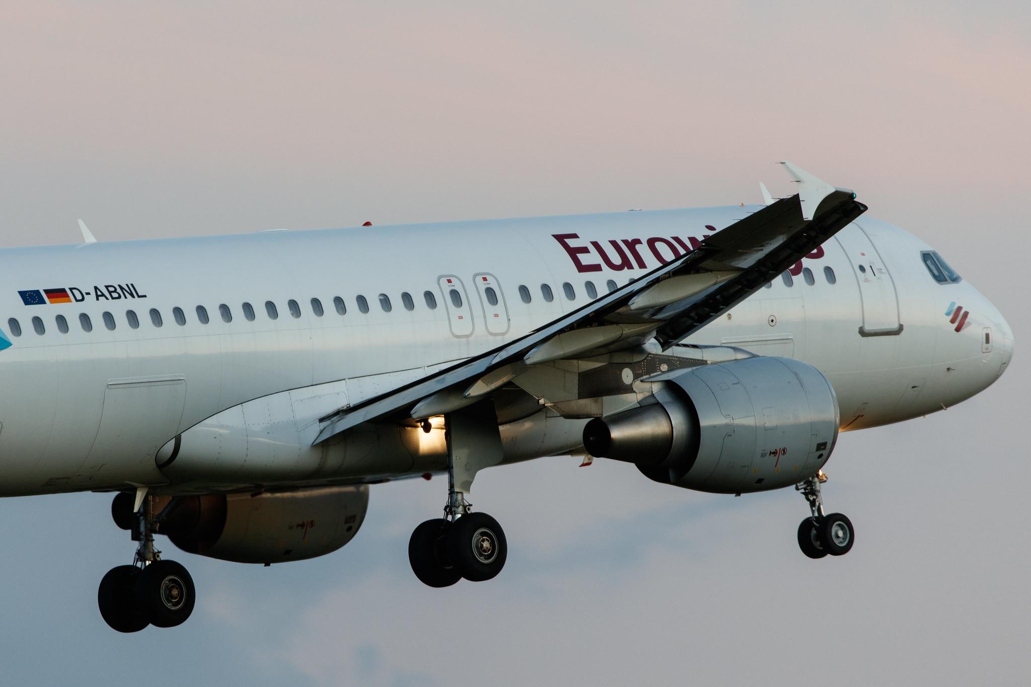 Hamburg Airport: Eurowings (EW / EWG) |  Airbus A320-214 A320 | D-ABNL | MSN 1852