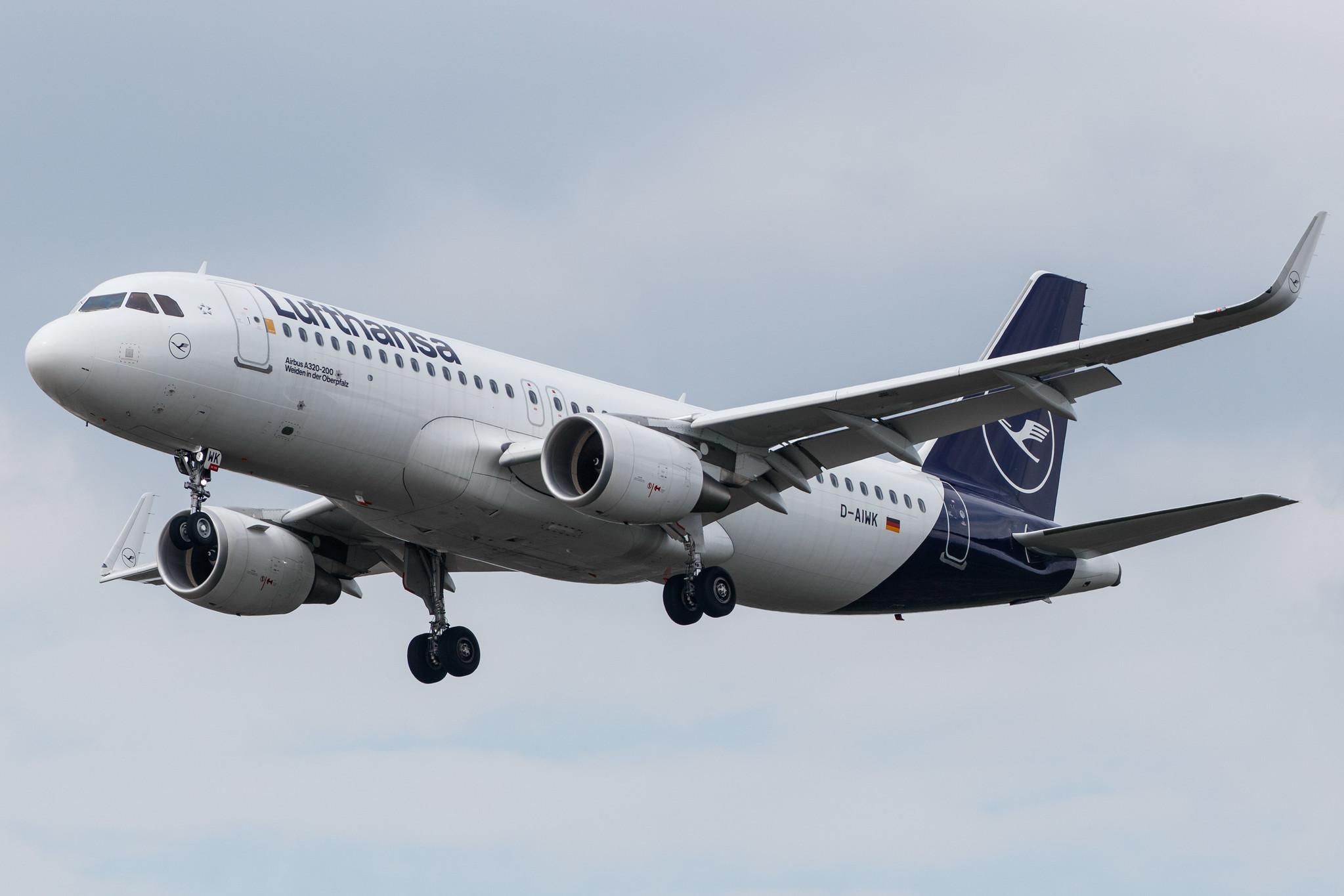 Frankfurt Airport: Lufthansa (LH / DLH) |  Airbus A320-214 A320 | D-AIWK | MSN 9058