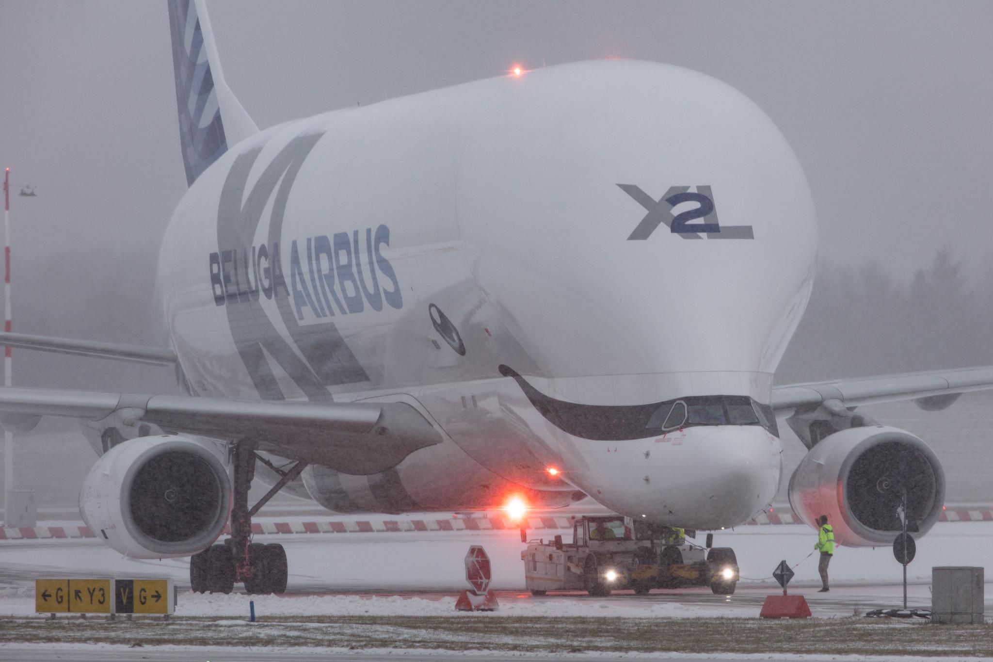 Hamburg Airport: Airbus Transport International (4Y / BGA) |  Airbus A330-743L Beluga XL A337 | F-GXLH | MSN 1853
