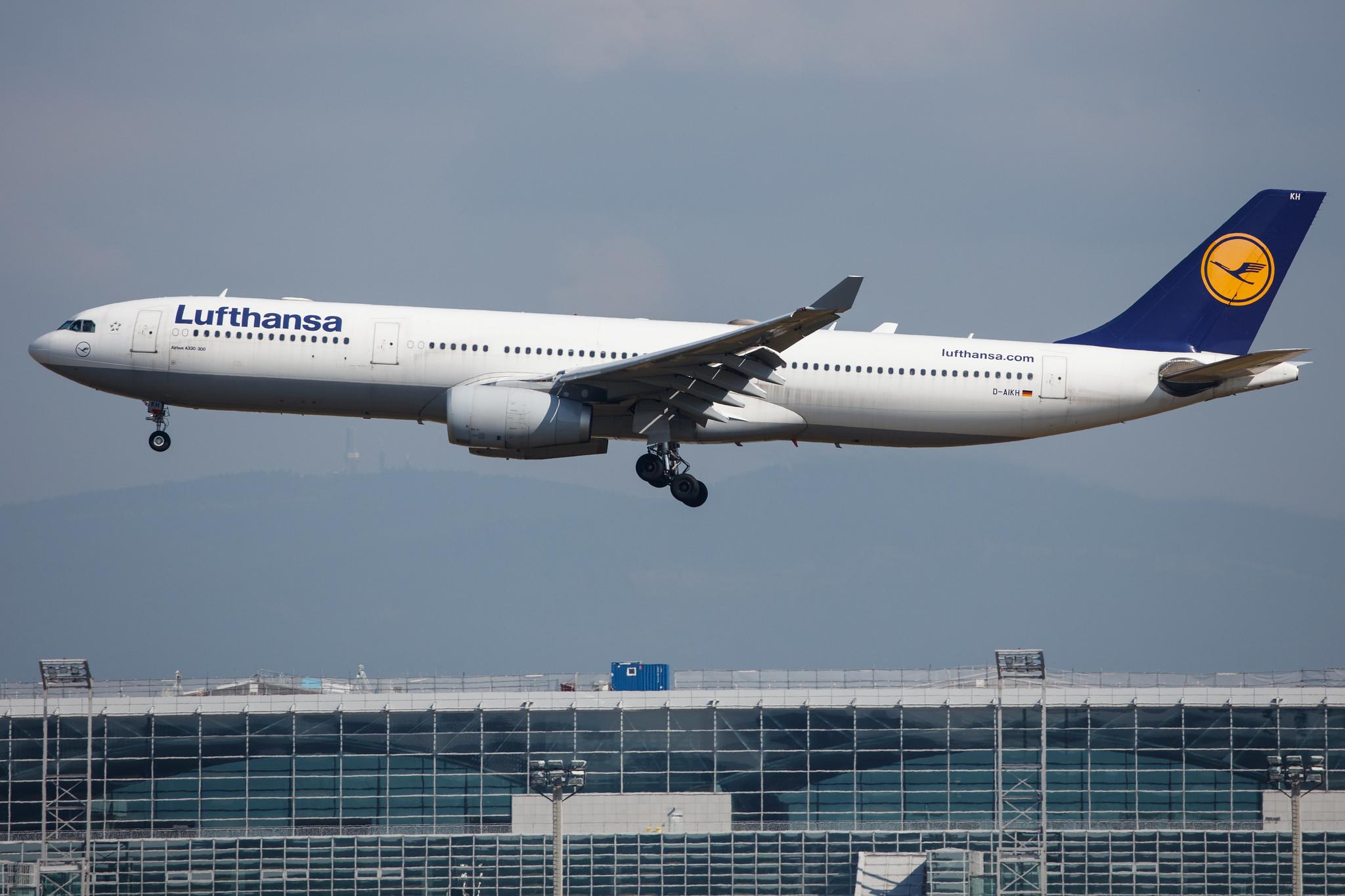 Frankfurt Airport: Lufthansa (LH / DLH) |  Airbus A330-343 A333 | D-AIKH | MSN 0648