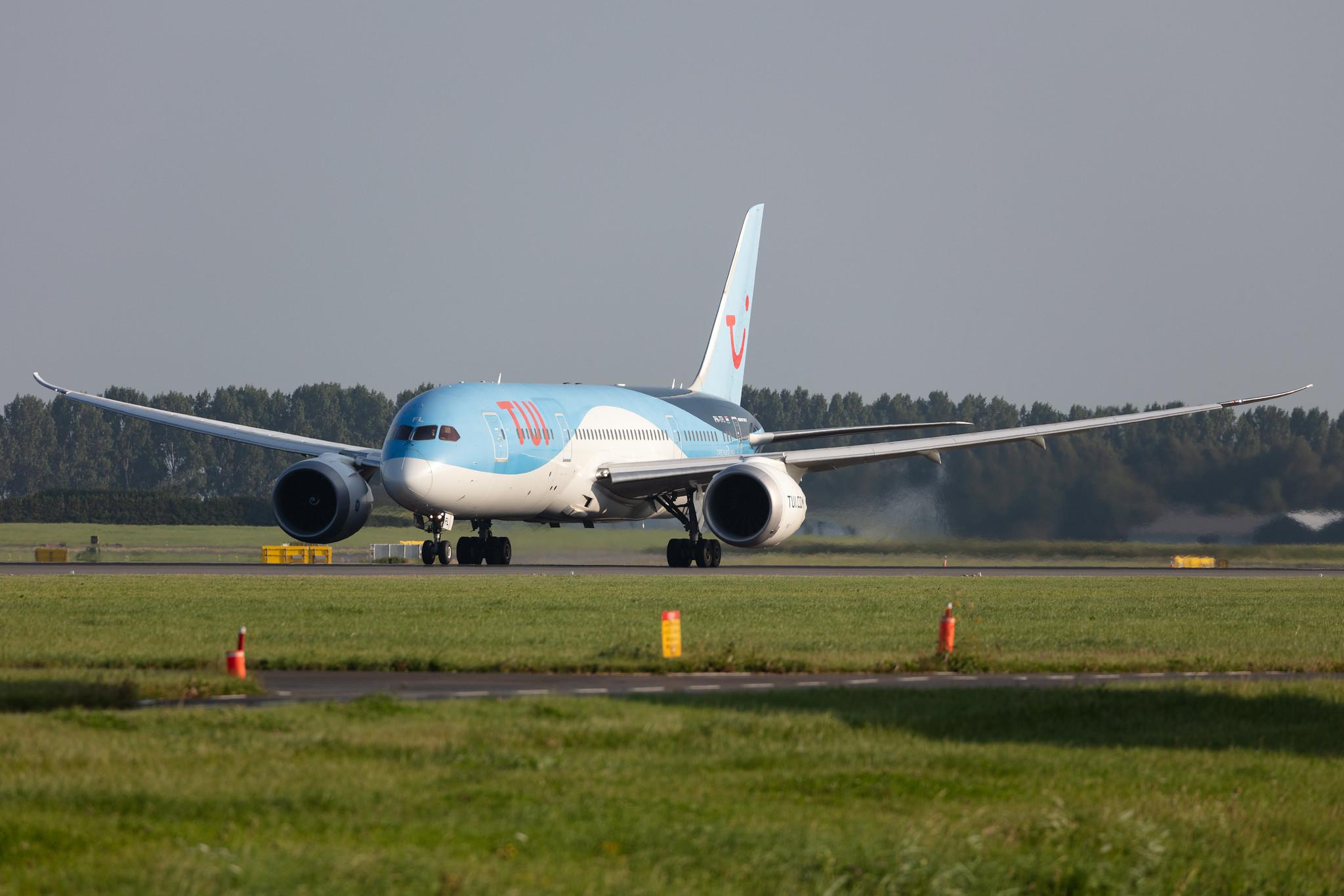 Amsterdam Schiphol: TUI (X3 / TUI) | Operator: TUI fly Netherlands |  Boeing 787-8 Dreamliner B788 | PH-TFL | MSN 37228