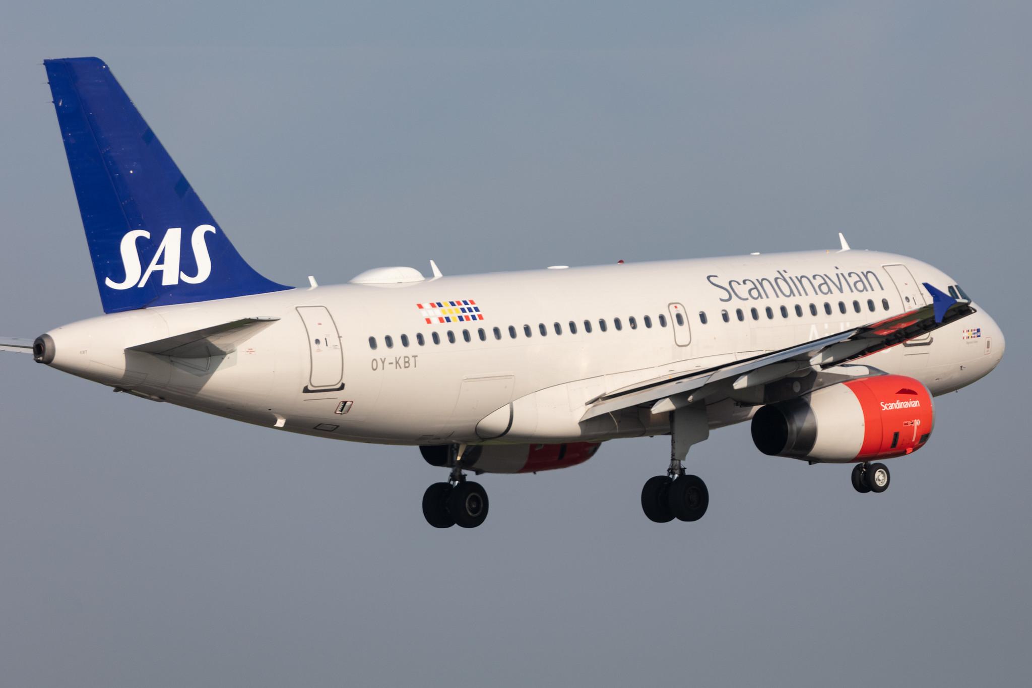 Amsterdam Schiphol: SAS (SK / SAS) |  Airbus A319-131 A319 | OY-KBT | MSN 3292