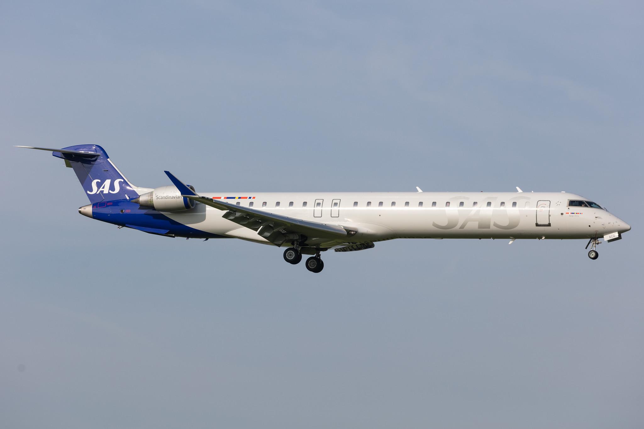 Amsterdam Schiphol: SAS (SK / SAS) | Operator: Xfly |  Mitsubishi CRJ-900ER CRJ9 | ES-ACB | MSN 15261