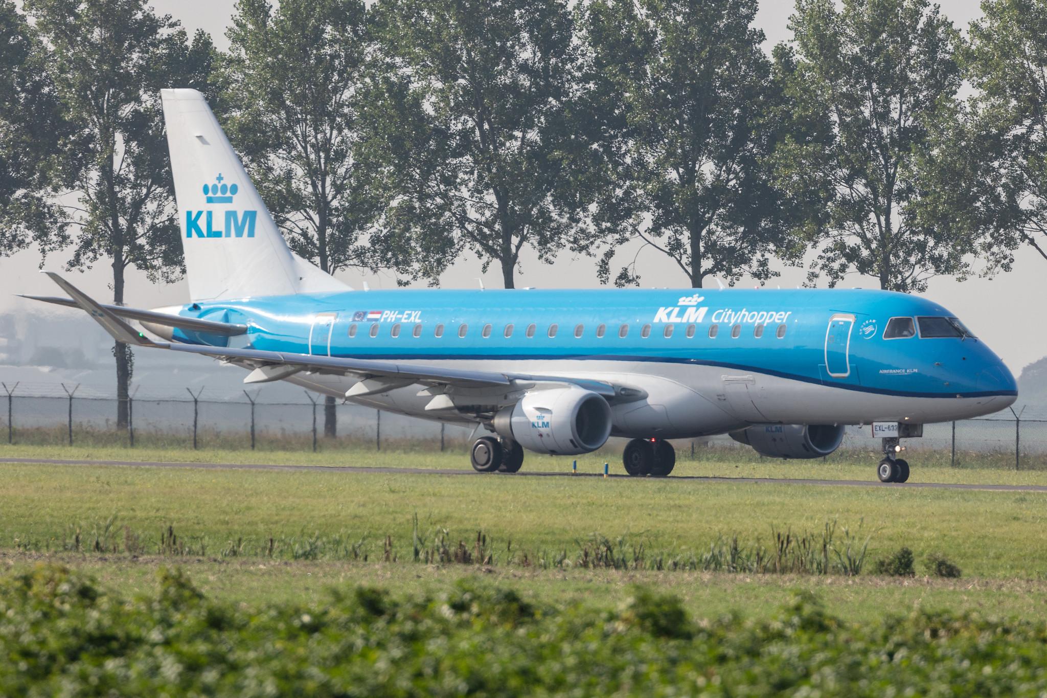 Amsterdam Schiphol: KLM (KL / KLM) | Operator: KLM Cityhopper |  Embraer E175STD E75L | PH-EXL | MSN 17000633