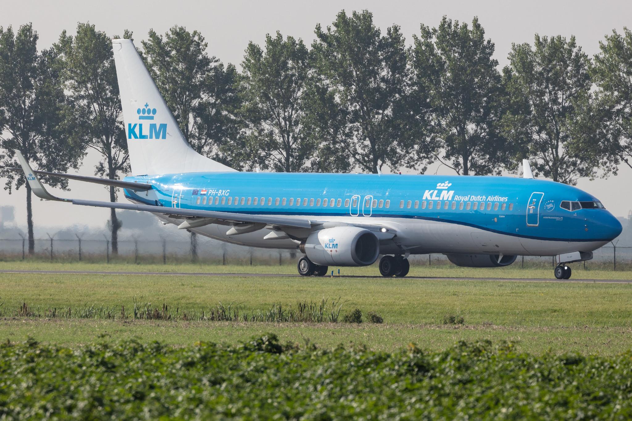 Amsterdam Schiphol: KLM (KL / KLM) |  Boeing 737-8K2 B738 | PH-BXG | MSN 30357