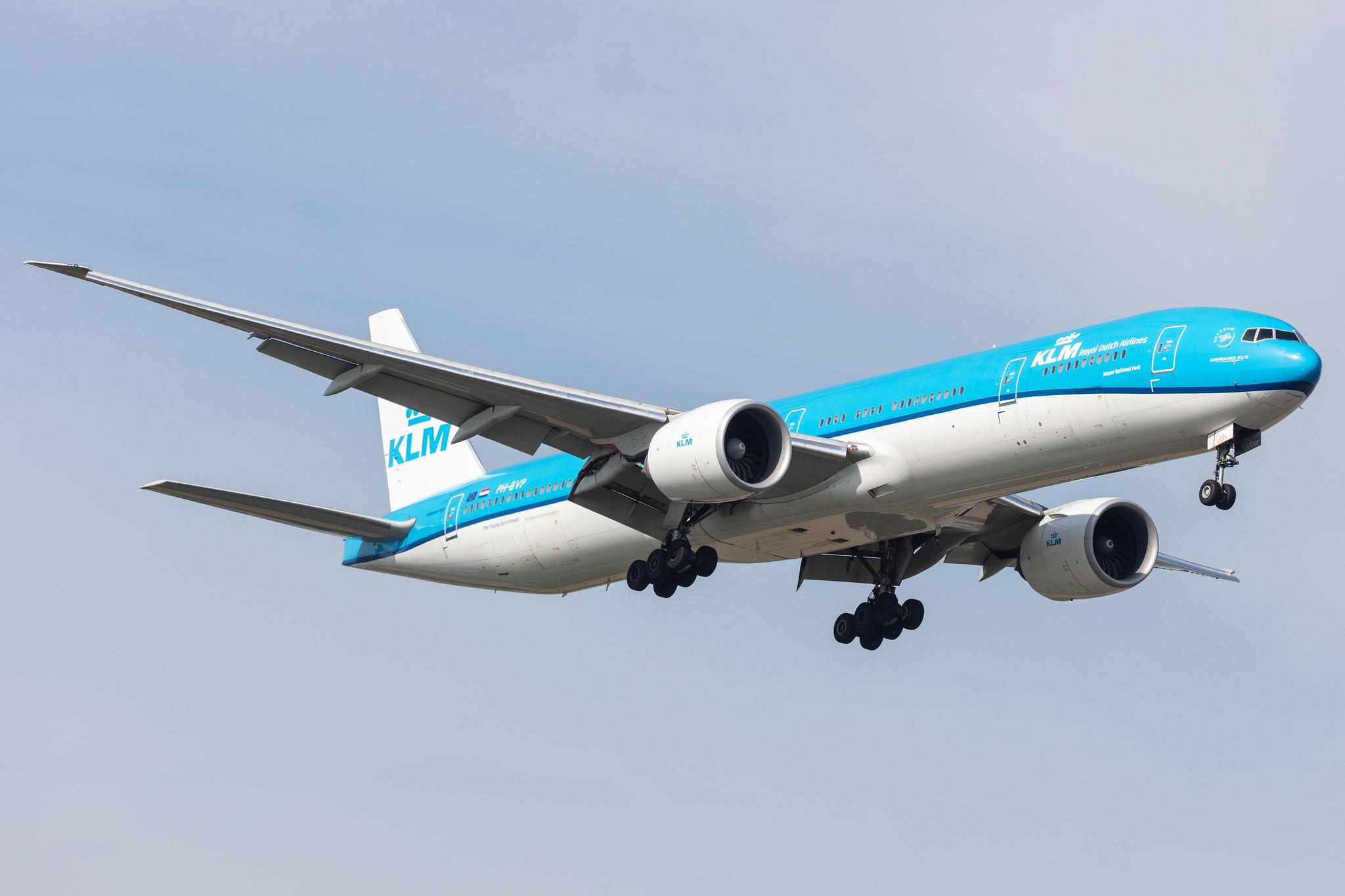 Amsterdam Schiphol: KLM (KL / KLM) |  Boeing 777-306(ER) B77W | PH-BVP | MSN 44555