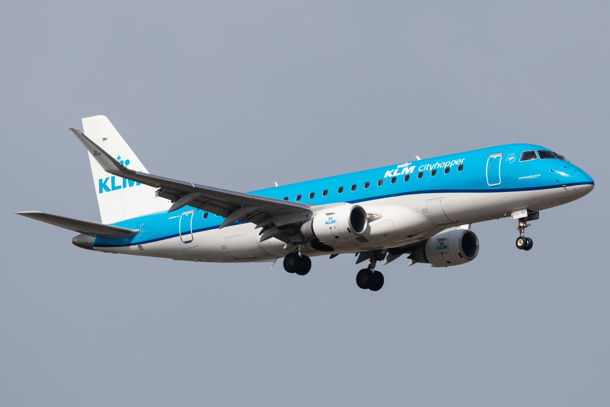 Amsterdam Schiphol: KLM (KL / KLM) | Operator: KLM Cityhopper |  Embraer E175STD E75L | PH-EXJ | MSN 17000597