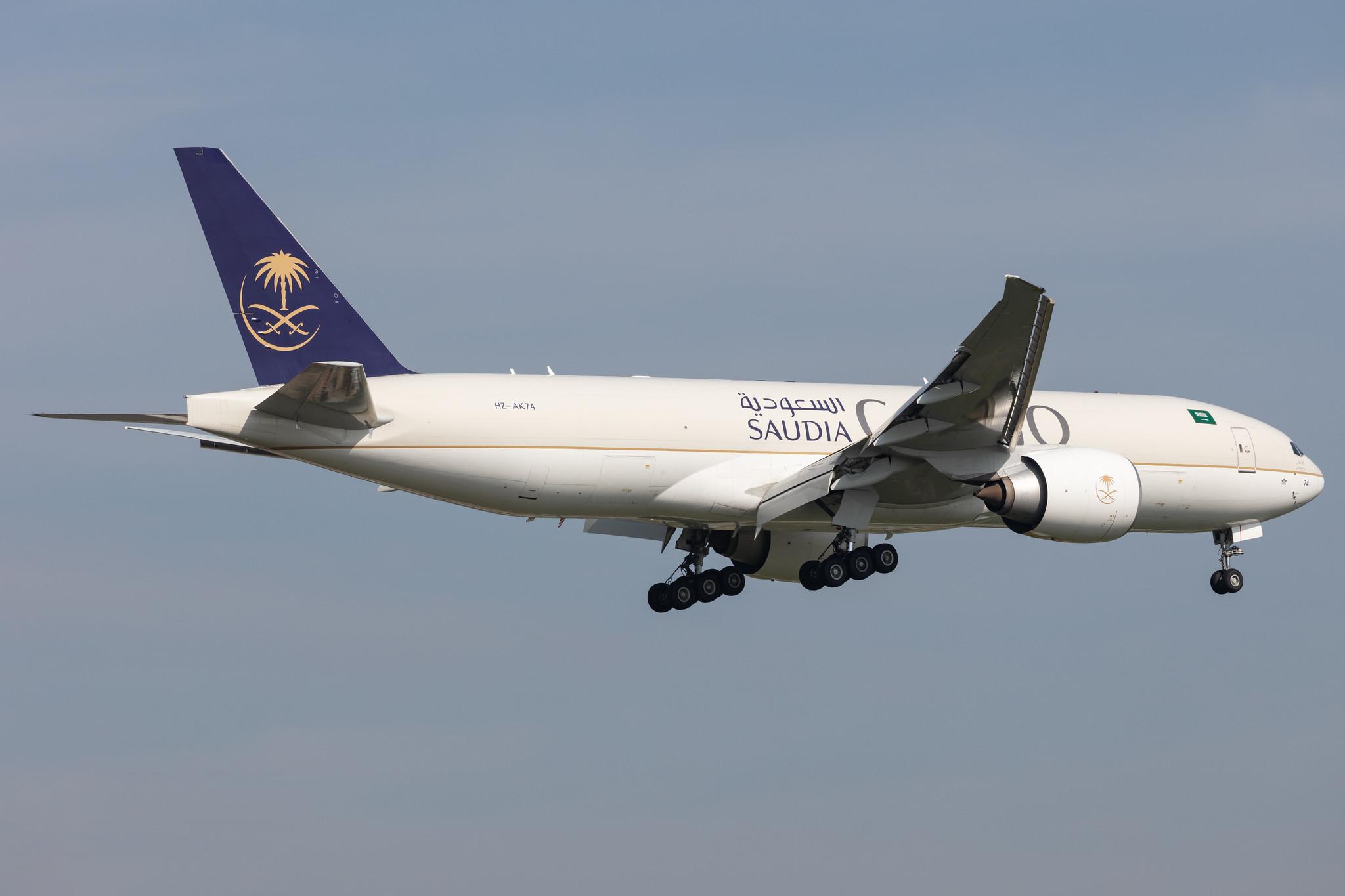 Amsterdam Schiphol: Saudia Cargo (SV / SVA) | Operator: Saudia |  Boeing 777-FFG B77L | HZ-AK74 | MSN 60340