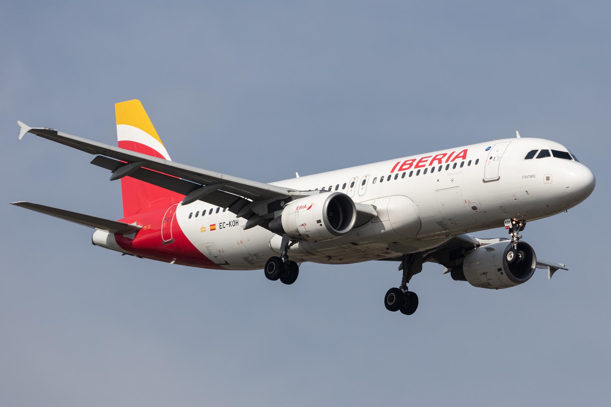 Amsterdam Schiphol: Iberia (IB / IBE) |  Airbus A320-214 A320 | EC-KOH | MSN 2248