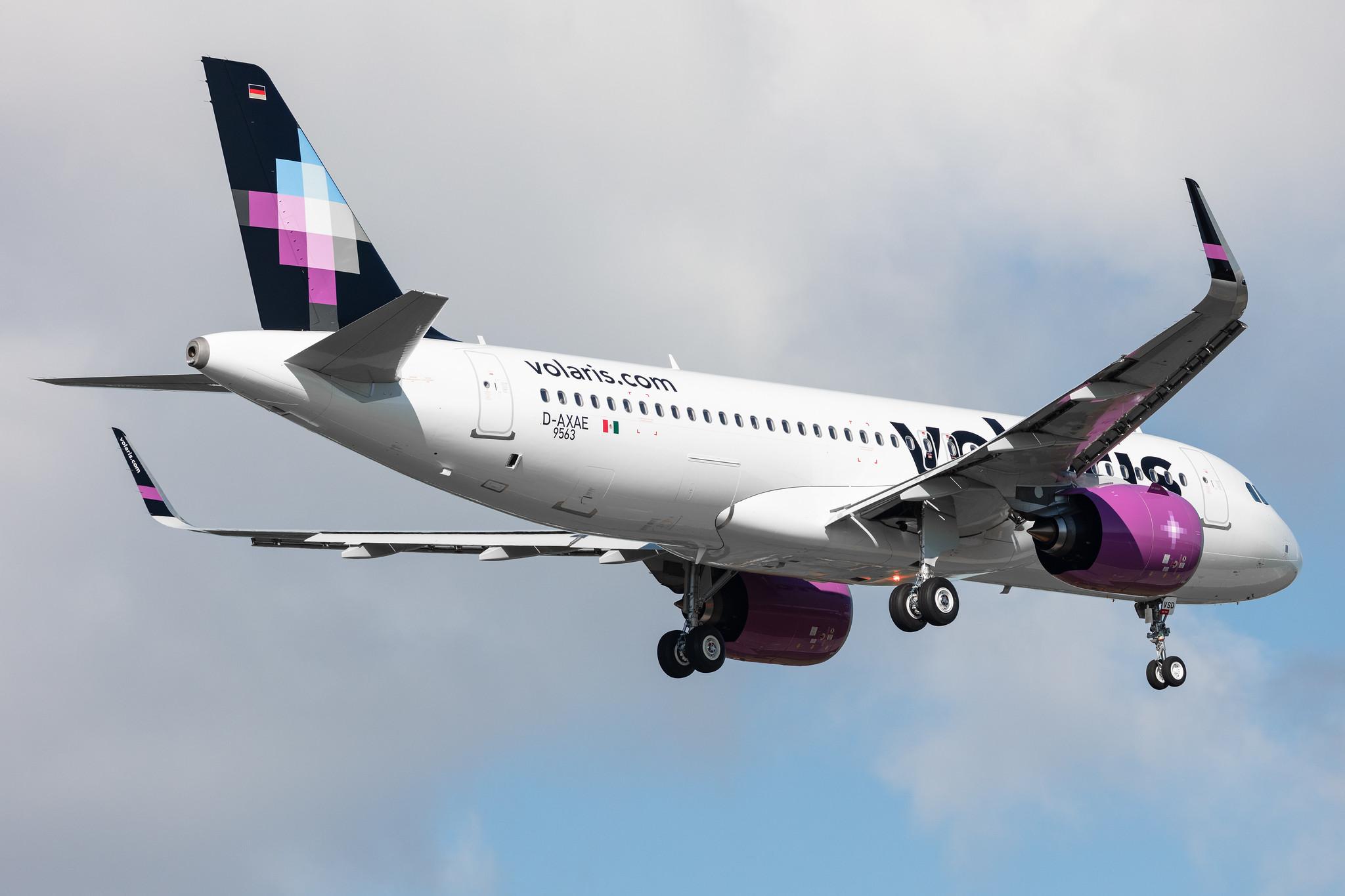 Hamburg Airport: Volaris (Y4 / VOI) | Airbus A320-271N A20N | D-AXAE | MSN 9563