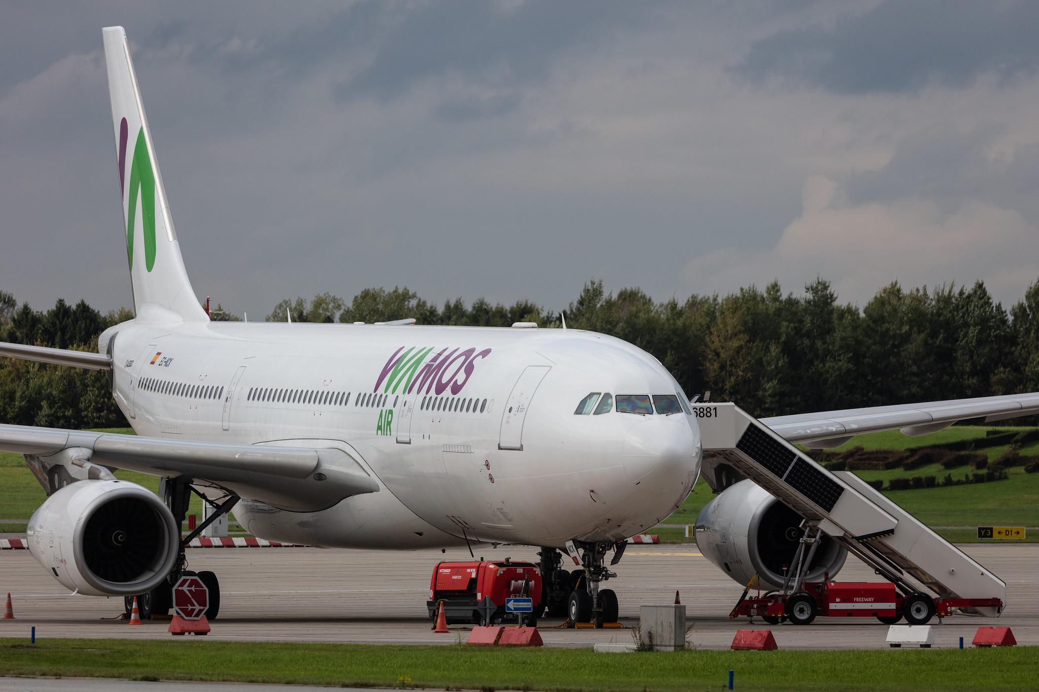 Hamburg Airport: Wamos Air (EB / PLM) |  Airbus A330-243 A332 | EC-NCK | MSN 0840
