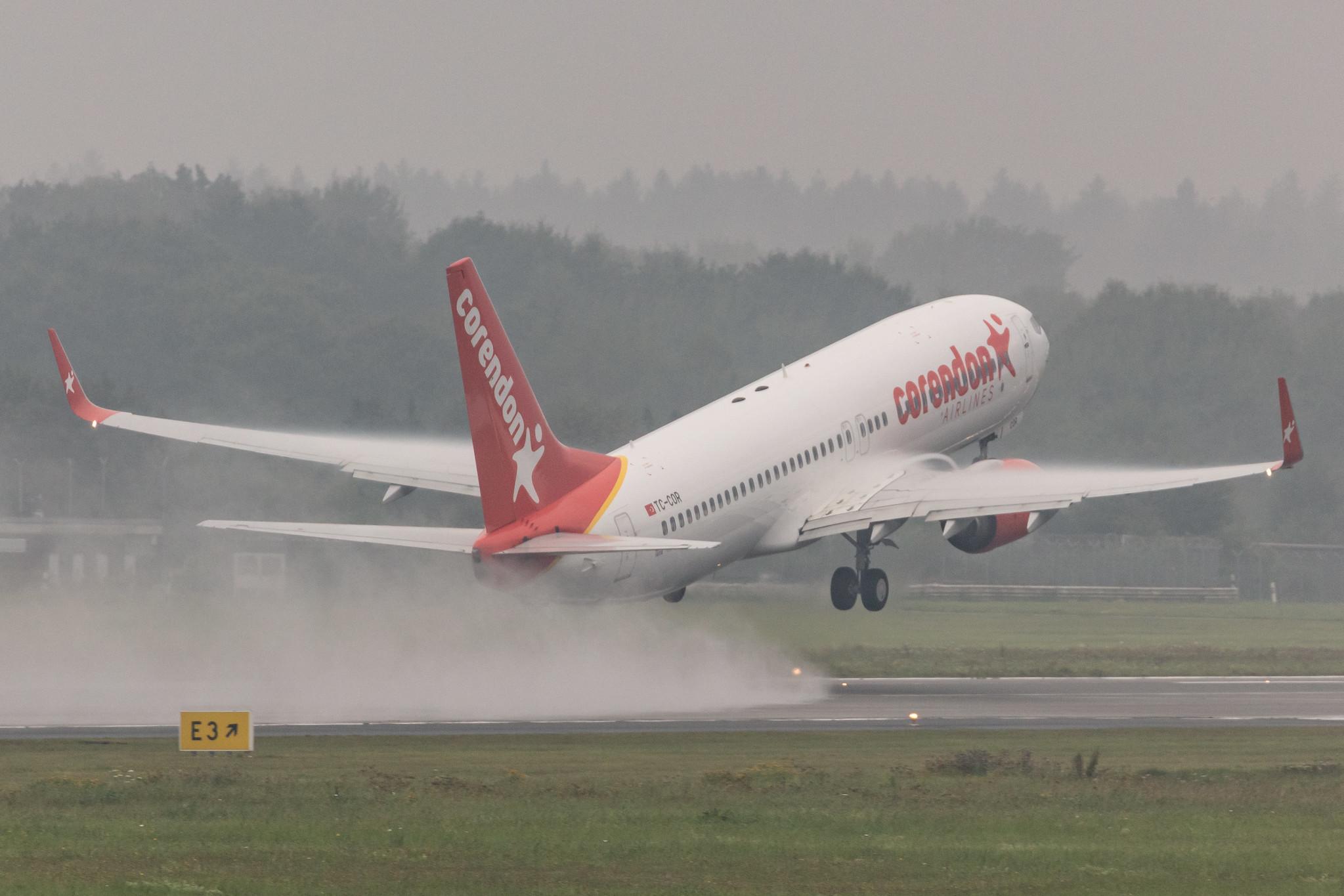 Hamburg Airport: Corendon Airlines (XC / CAI) |  Boeing 737-8SH B738 | TC-COR | MSN 42058
