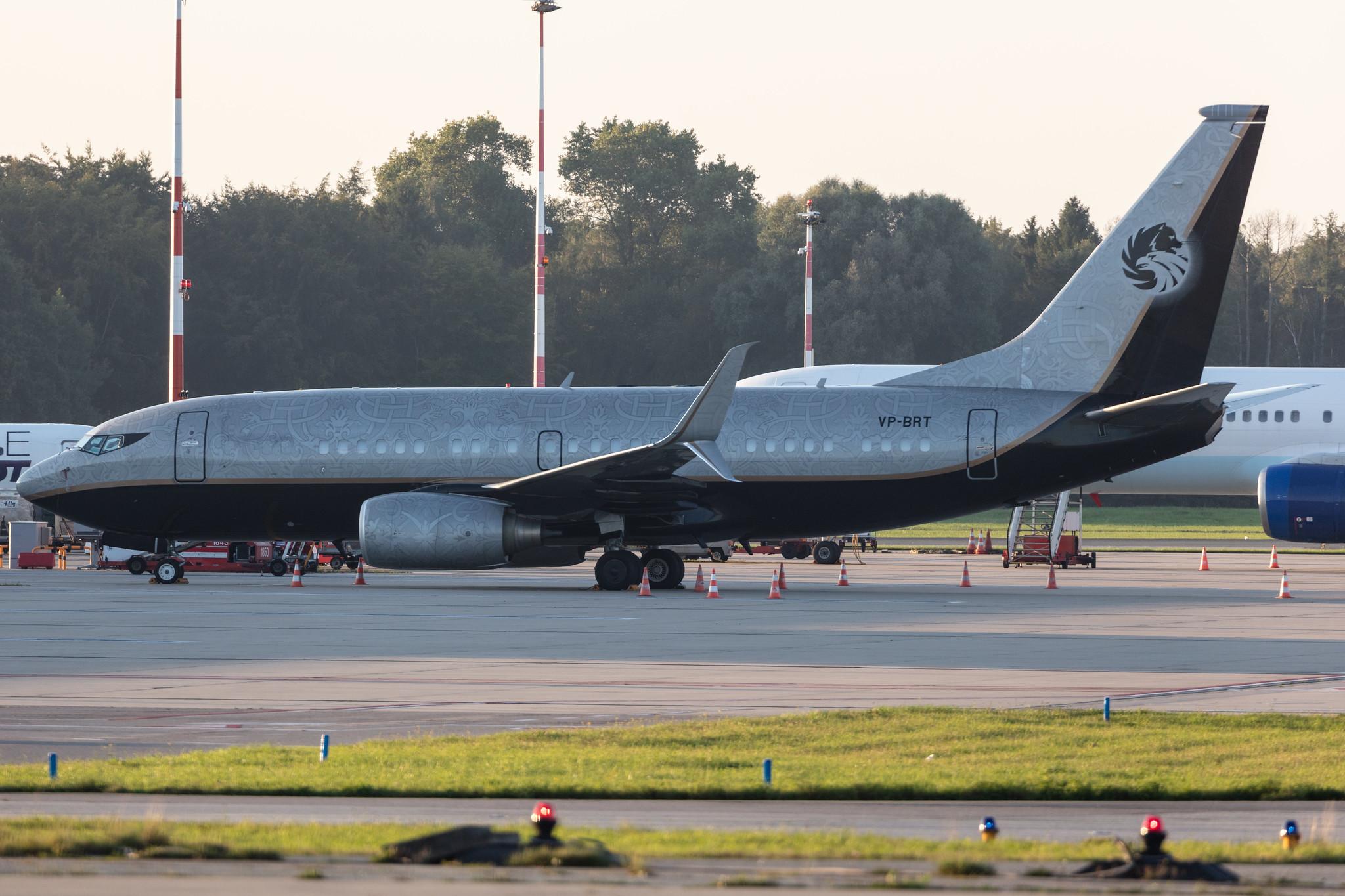 Hamburg Airport: Royal Jet |  Boeing 737-7BC(BBJ) B737 | VP-BRT | MSN 32970