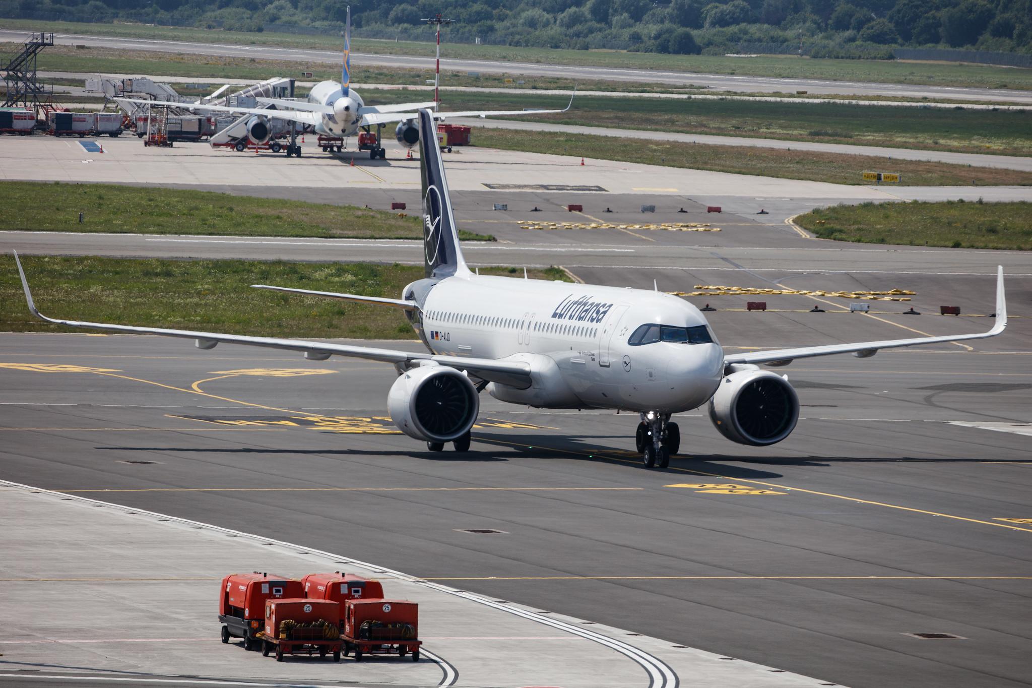 Hamburg Airport: Lufthansa (LH / DLH) |  Airbus A320-271N A20N | D-AIJD | MSN 10281