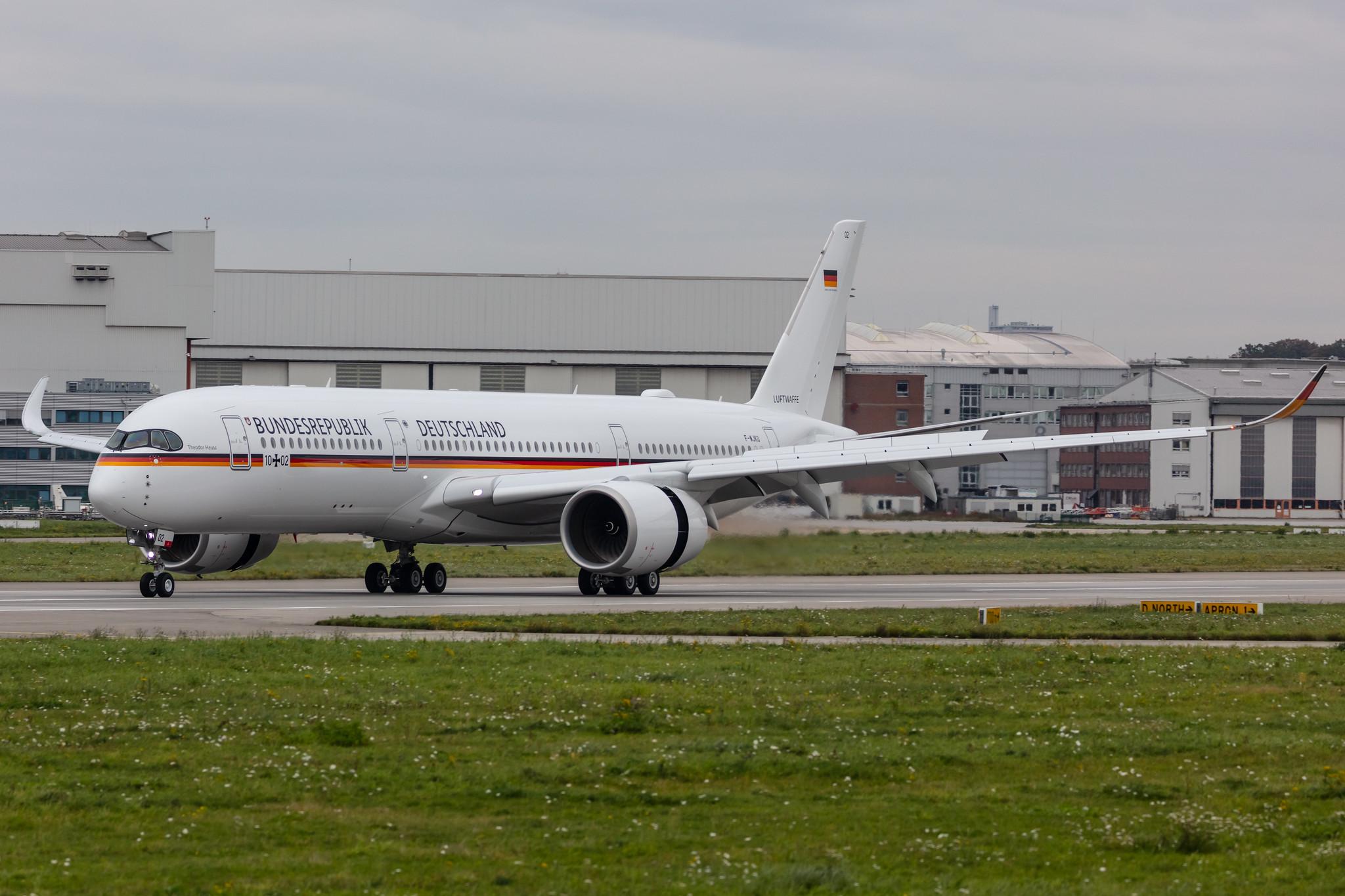 Hamburg Finkenwerder: German Air Force (/ GAF) | Airbus A350-941 (A359)  | F-WJKO | MSN 526