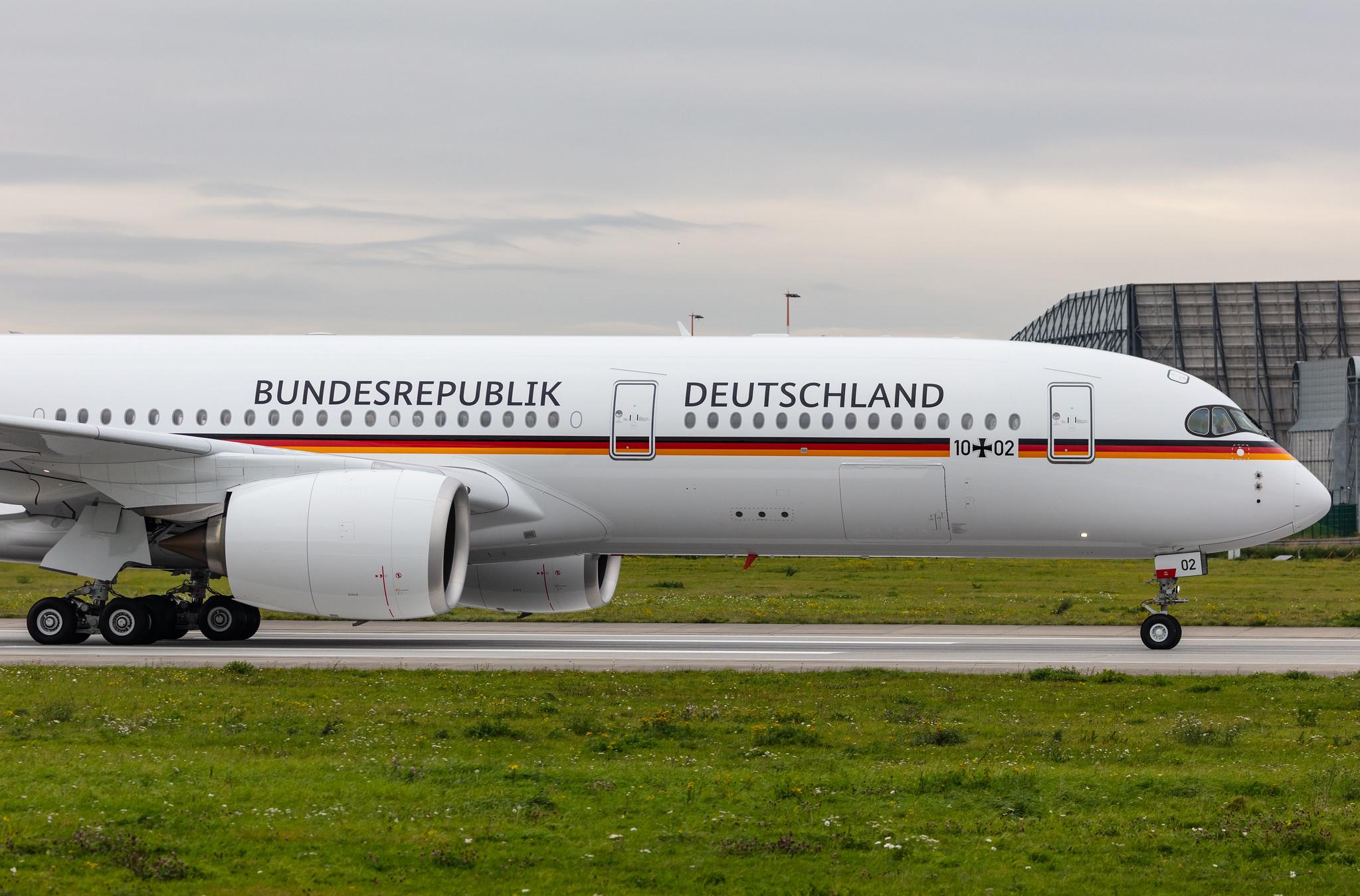 Hamburg Finkenwerder: German Air Force (/ GAF) | Airbus A350-941 (A359)  | F-WJKO | MSN 526