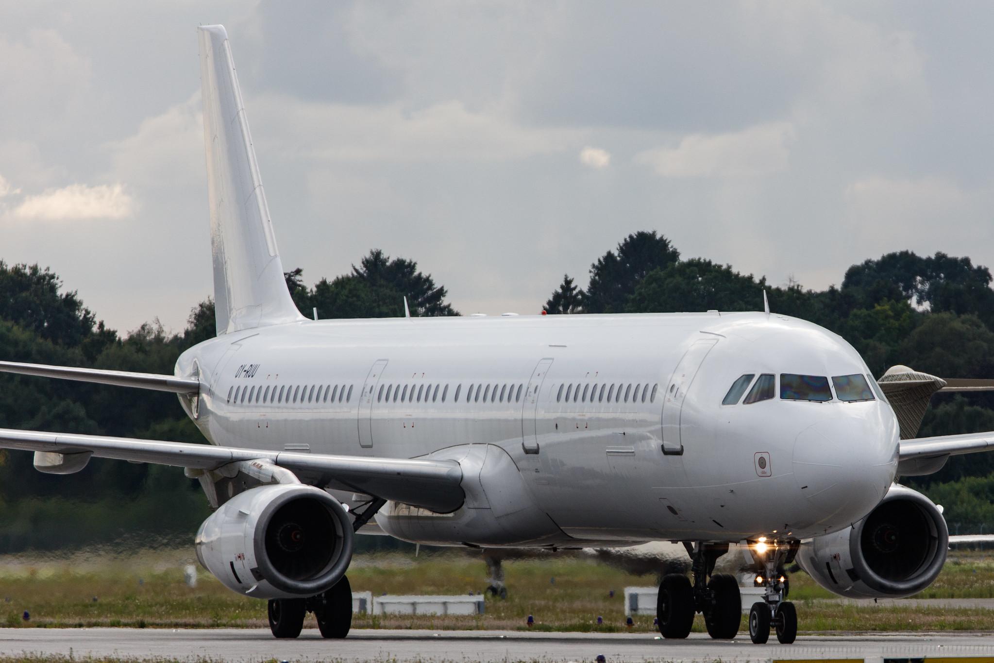 Hamburg Airport: Danish Air Transport (DX / DTR) | Operator: DAT |  Airbus A321-231 A321 | OY-RUU | MSN 0878
