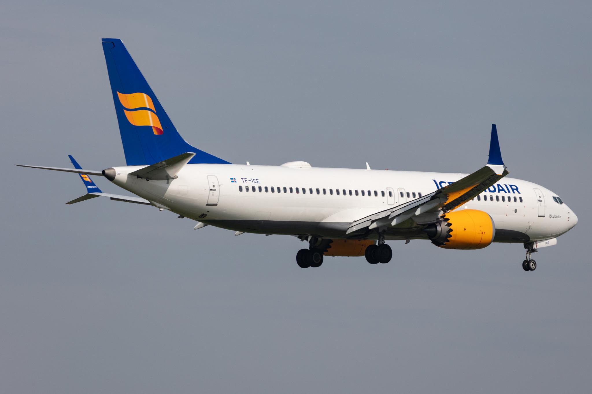 Amsterdam Schiphol: Icelandair (FI / ICE) |  Boeing 737 MAX 8 B38M | TF-ICE | MSN 44353
