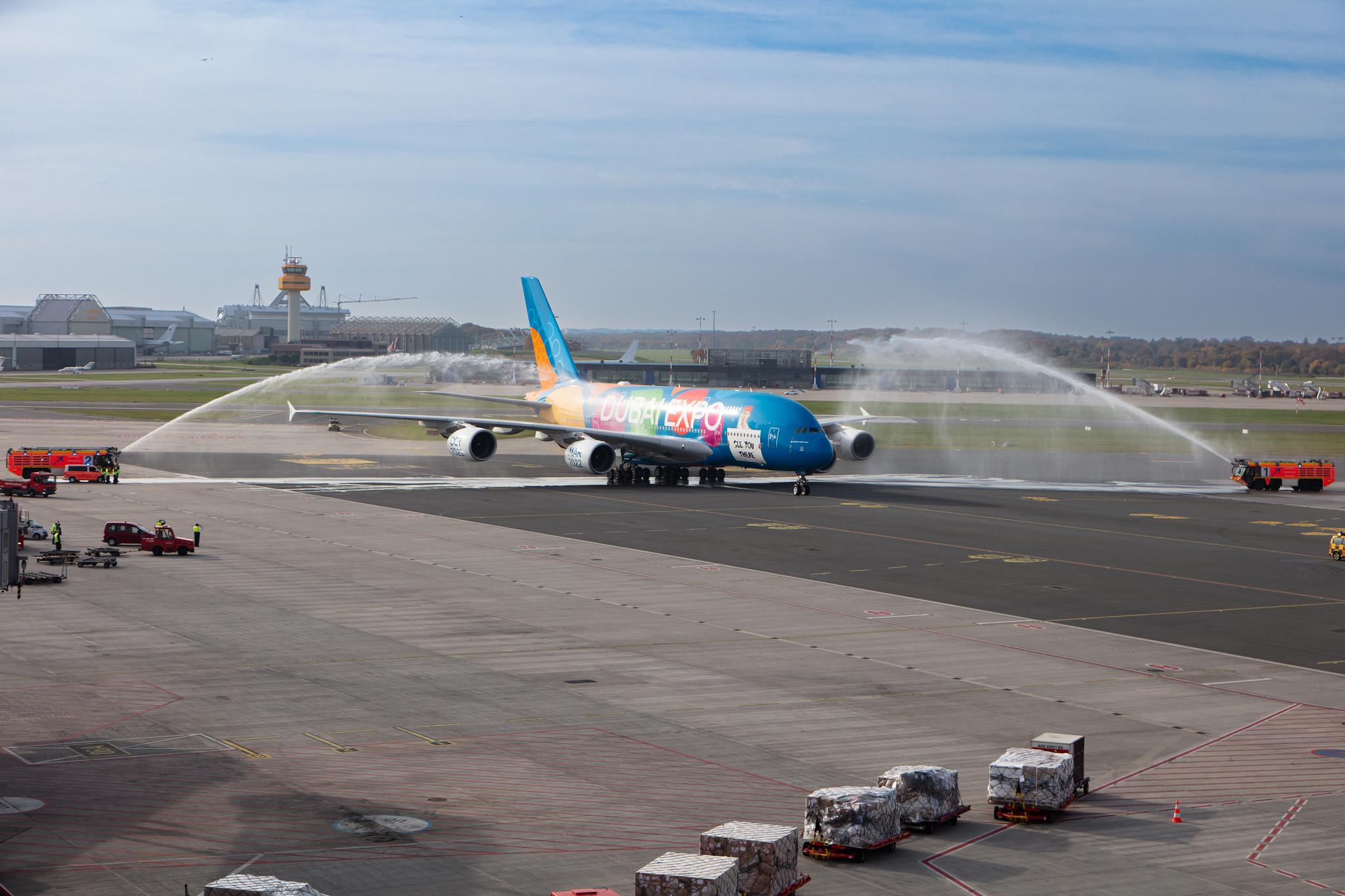 Hamburg Airport: Emirates (EK / UAE) |  Livery: Dubai Expo Livery |  Airbus A380-861 A388 | A6-EEU | MSN 147
