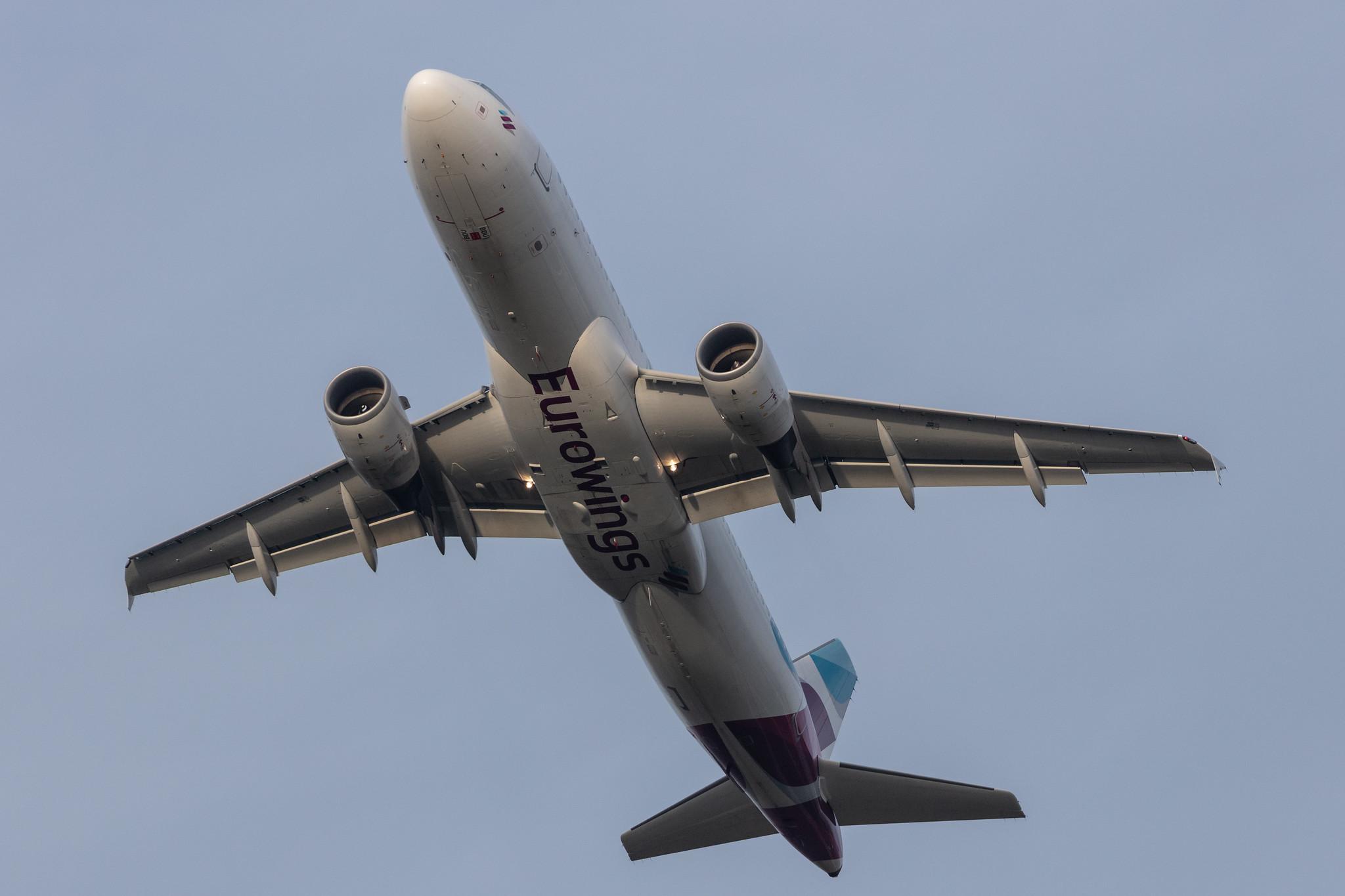 Hamburg Airport: Eurowings (EW / EWG) |  Airbus A320-214 A320 | D-ABDU | MSN 3516