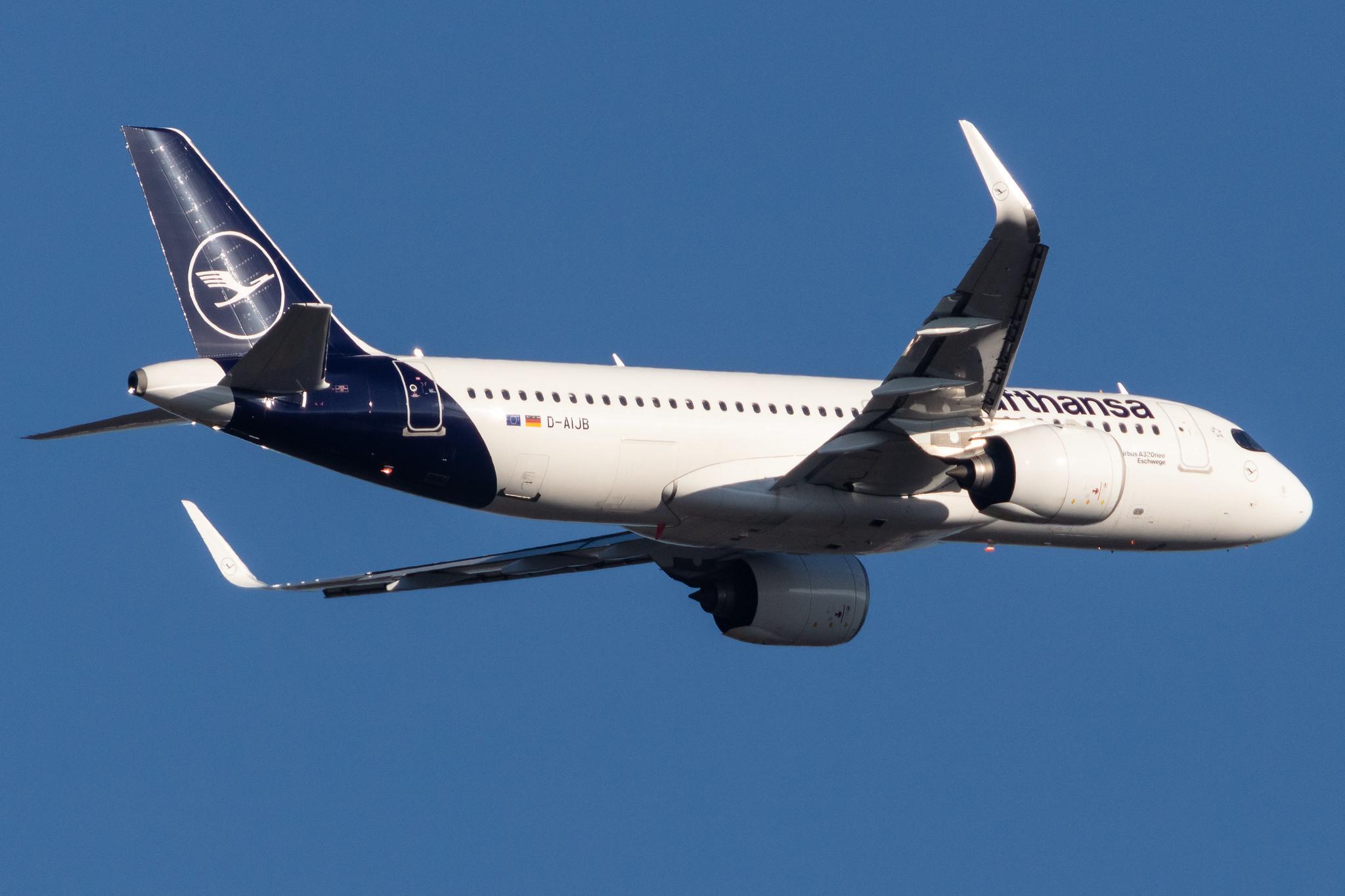 Frankfurt Airport: Lufthansa (LH / DLH) |  Airbus A320-271N A20N | D-AIJB | MSN 09493