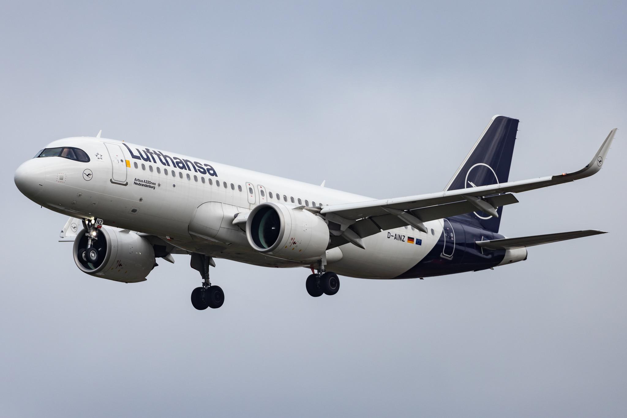 Hamburg Airport: Lufthansa (LH / DLH) |  Airbus A320-271N A20N | D-AINZ | MSN 9442