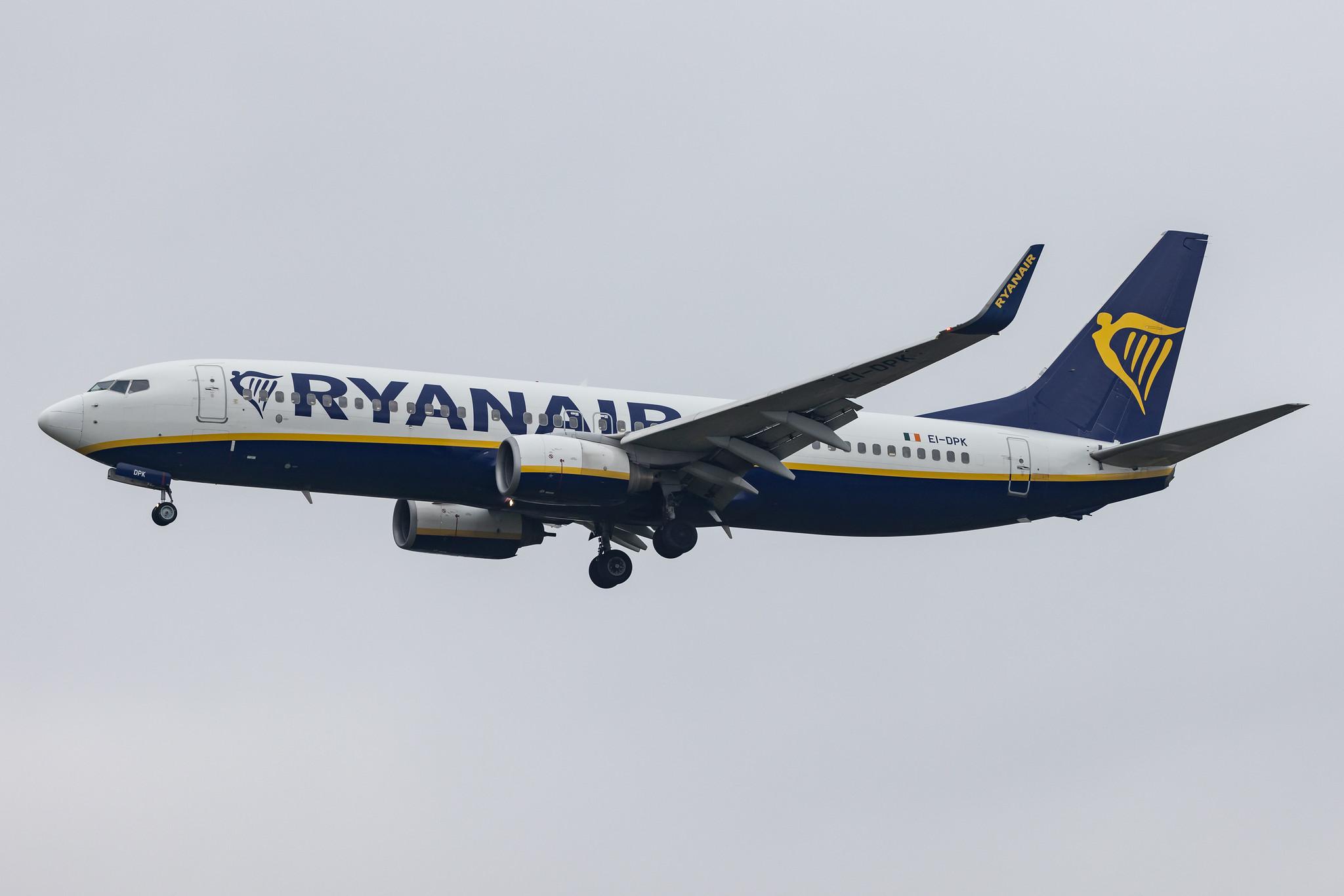 Hamburg Airport: Ryanair (FR / RYR) |  Boeing 737-8AS B738 | EI-DPK | MSN 33610