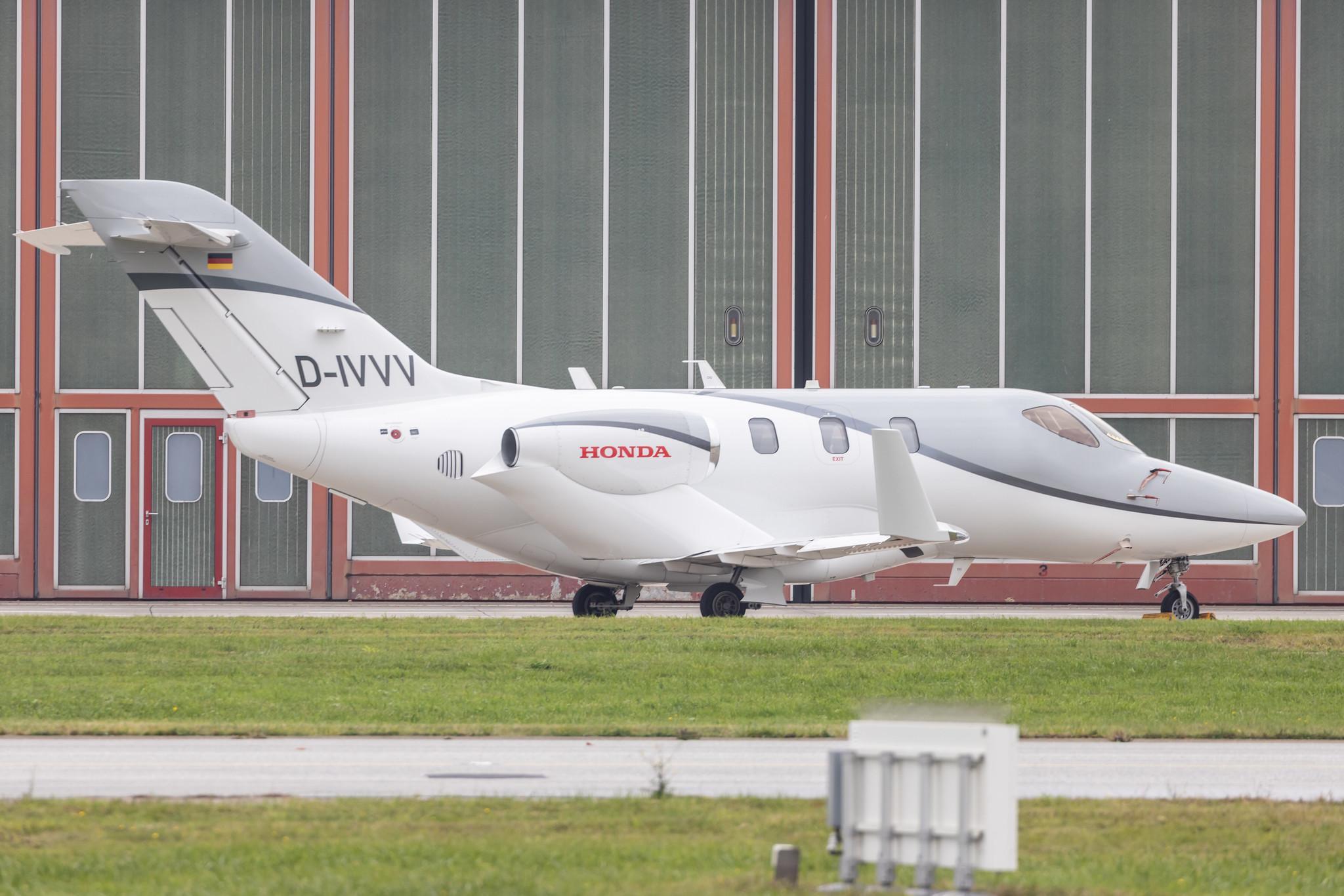 Hamburg Airport: Private owner |  Honda HA-420 HondaJet HDJT | D-IVVV | MSN 42000060
