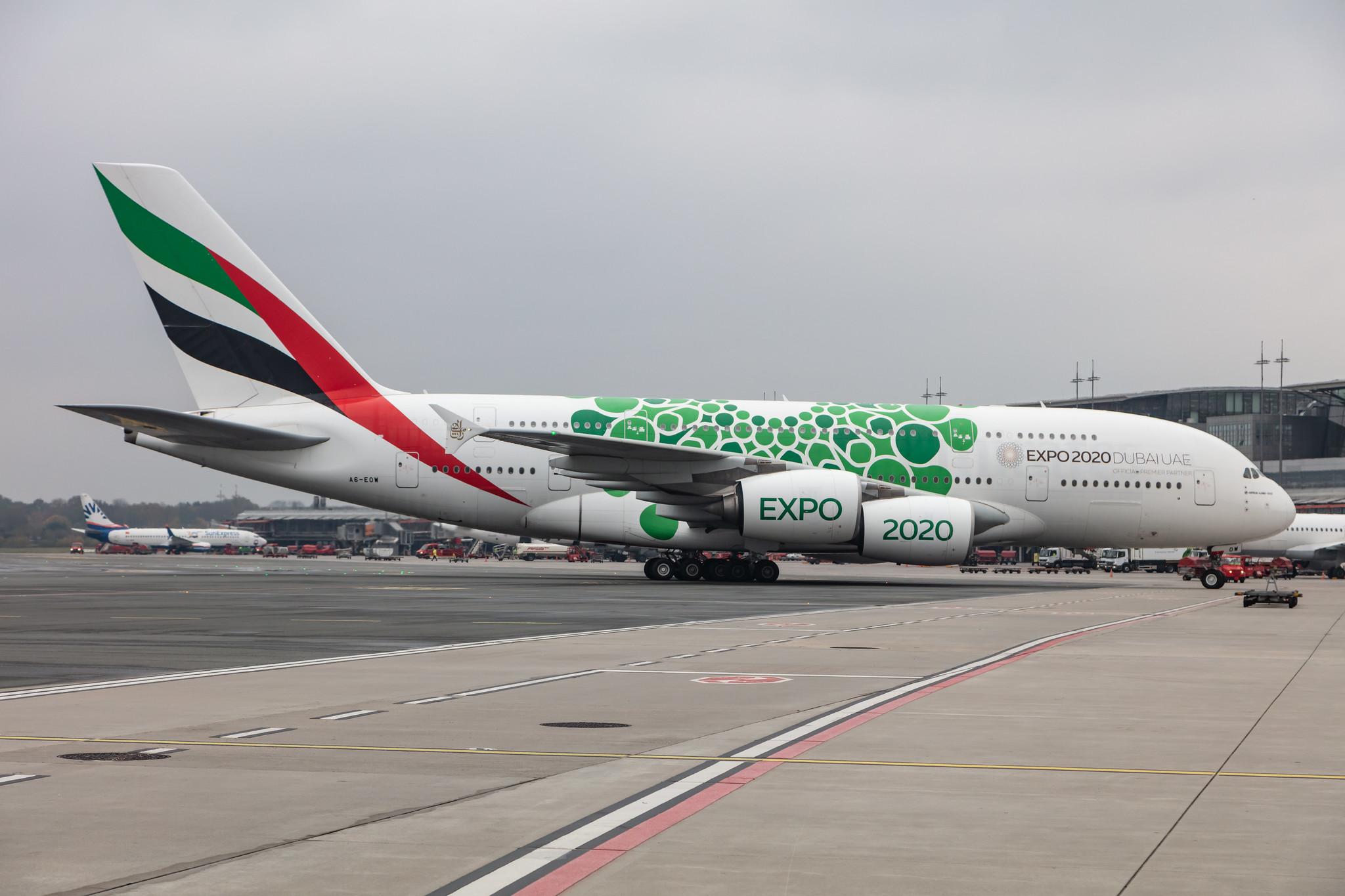 Hamburg Airport: Emirates (EK / UAE) |  Livery: Expo 2020 - Sustainability Livery |  Airbus A380-861 A388 | A6-EOW | MSN 207