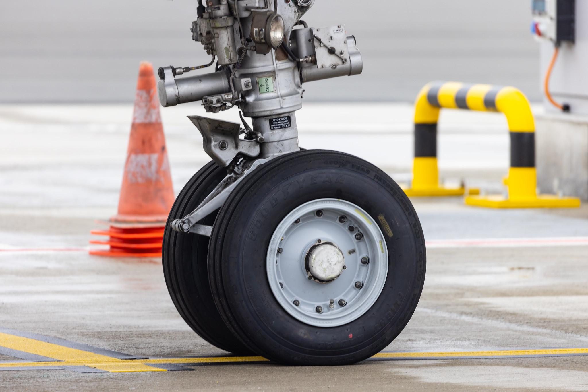 Hamburg Airport: Eurowings (EW / EWG) |  Airbus A320-214 A320 | D-ABDU | MSN 3516