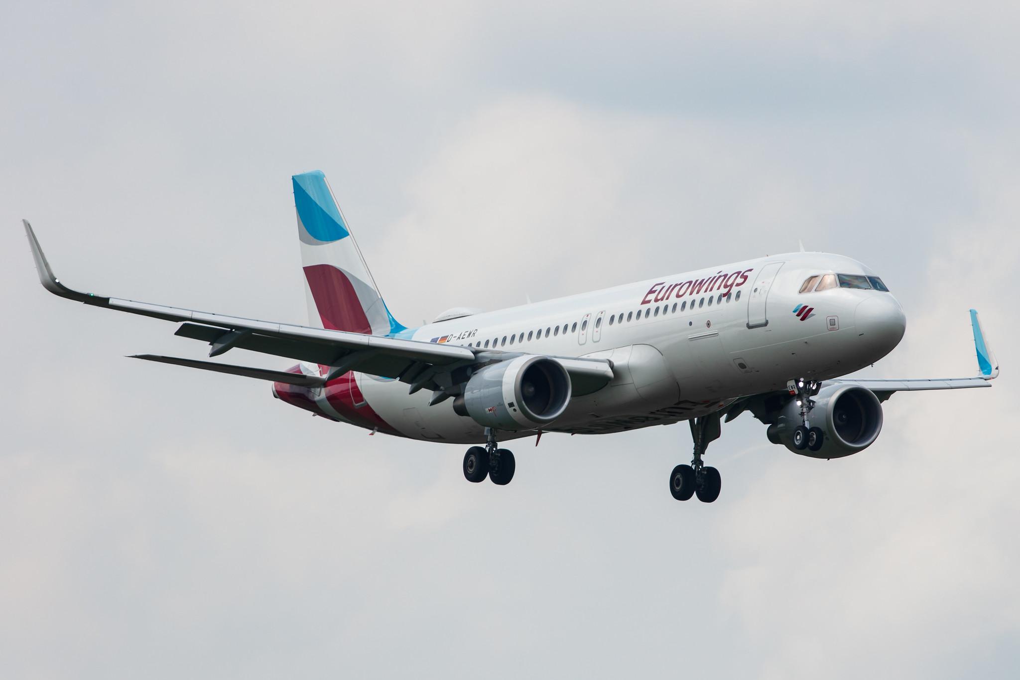 Hamburg Airport: Eurowings (EW / EWG) |  Airbus A320-214 A320 | D-AEWR | MSN 7412