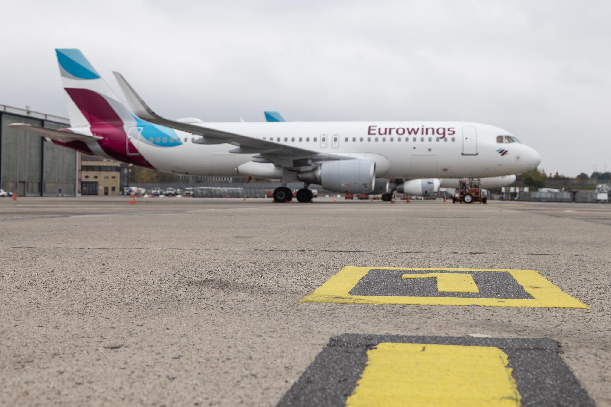 Hamburg Airport: Eurowings (EW / EWG) |  Airbus A320-214 A320 | D-AEWQ | MSN 7398