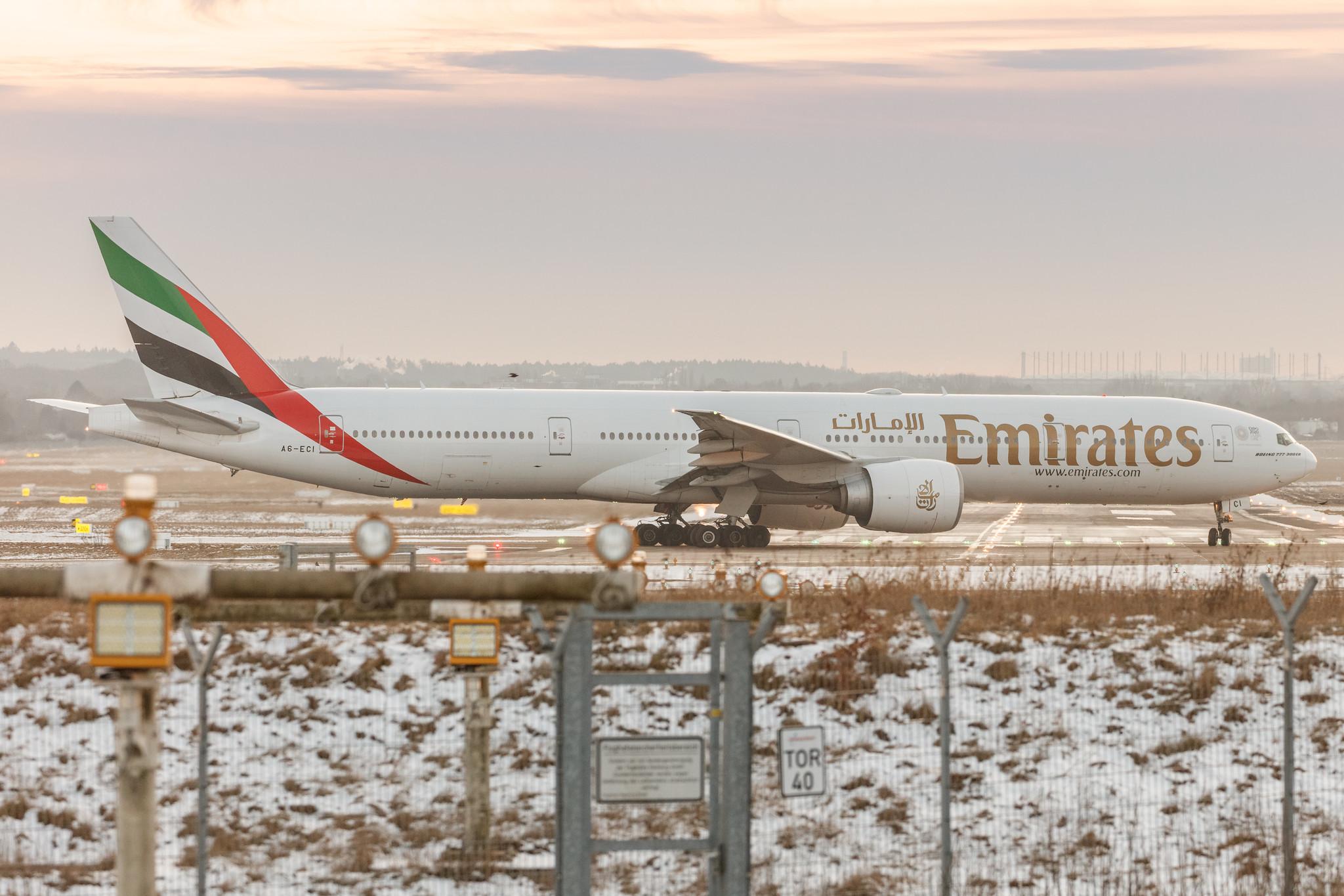 Hamburg Airport: Emirates (EK / UAE) |  Boeing 777-31H(ER) B77W | A6-ECI | MSN 35580