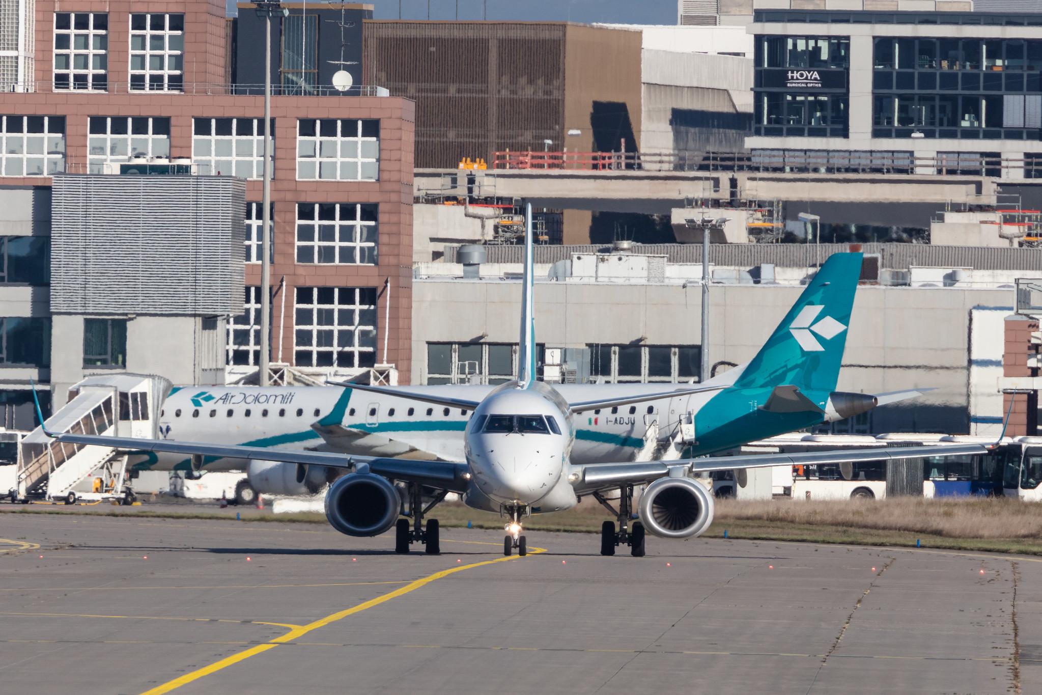 Frankfurt Airport: Air Dolomiti (EN / DLA) |  Embraer E195LR E195 | I-ADJS | MSN 19000597