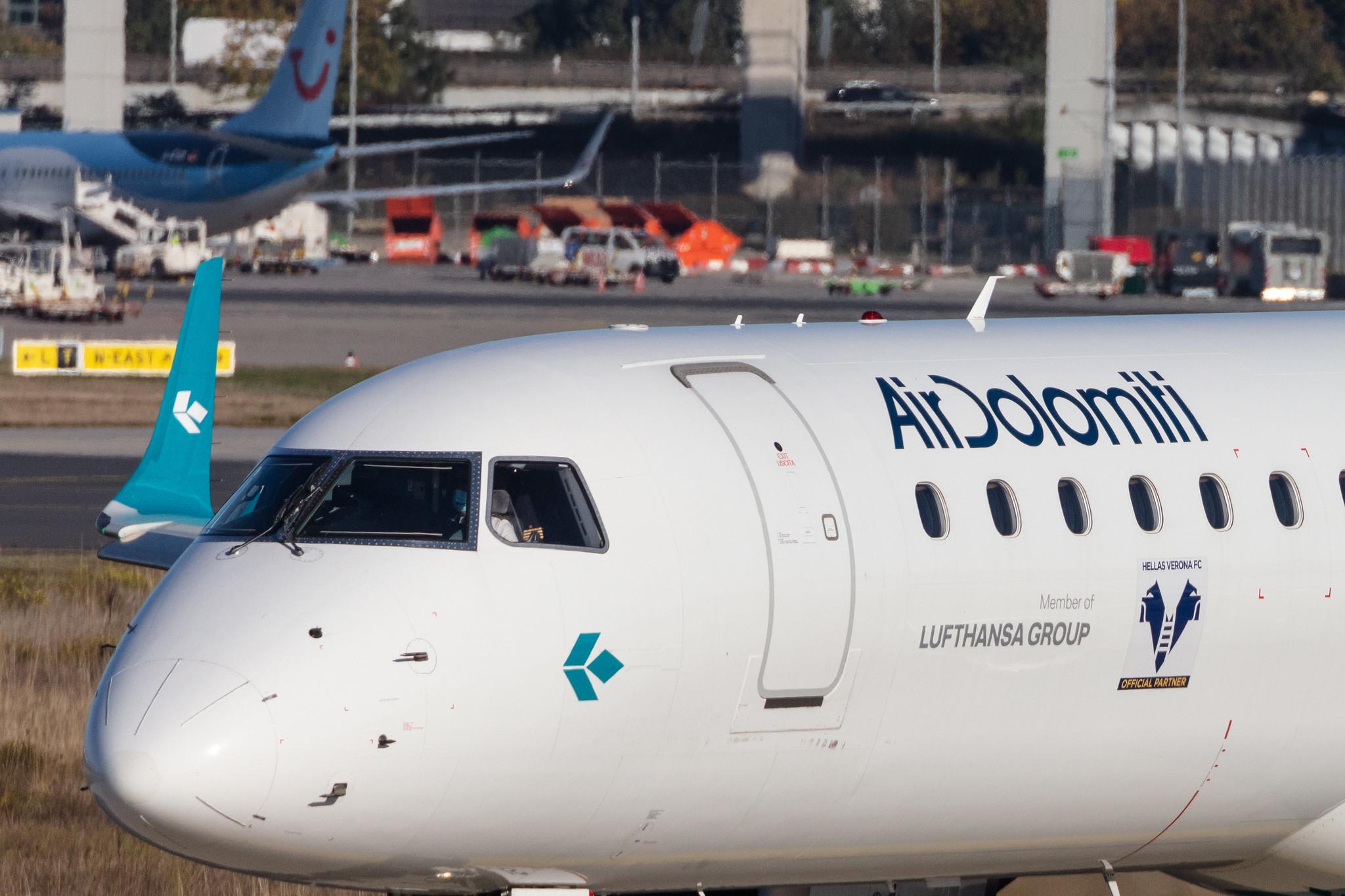Frankfurt Airport: Air Dolomiti (EN / DLA) |  Embraer E195LR E195 | I-ADJS | MSN 19000597