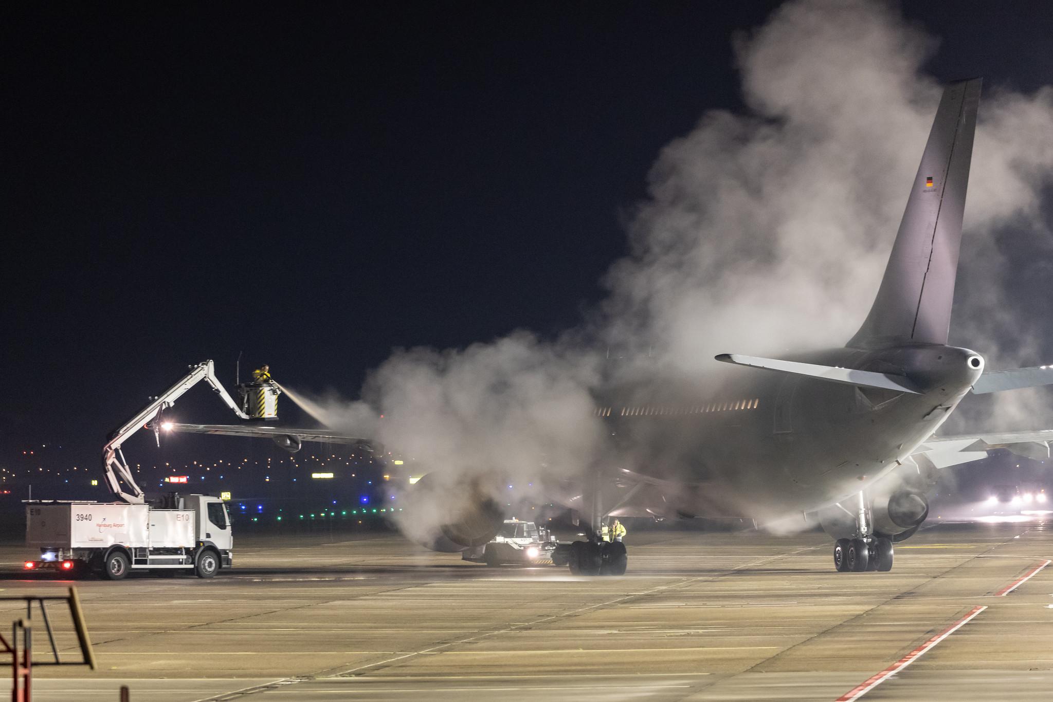 Hamburg Airport:  German Air Force (/ GAF) | Airbus A310-304 MRTT A310 | 10+25 | MSN 484
