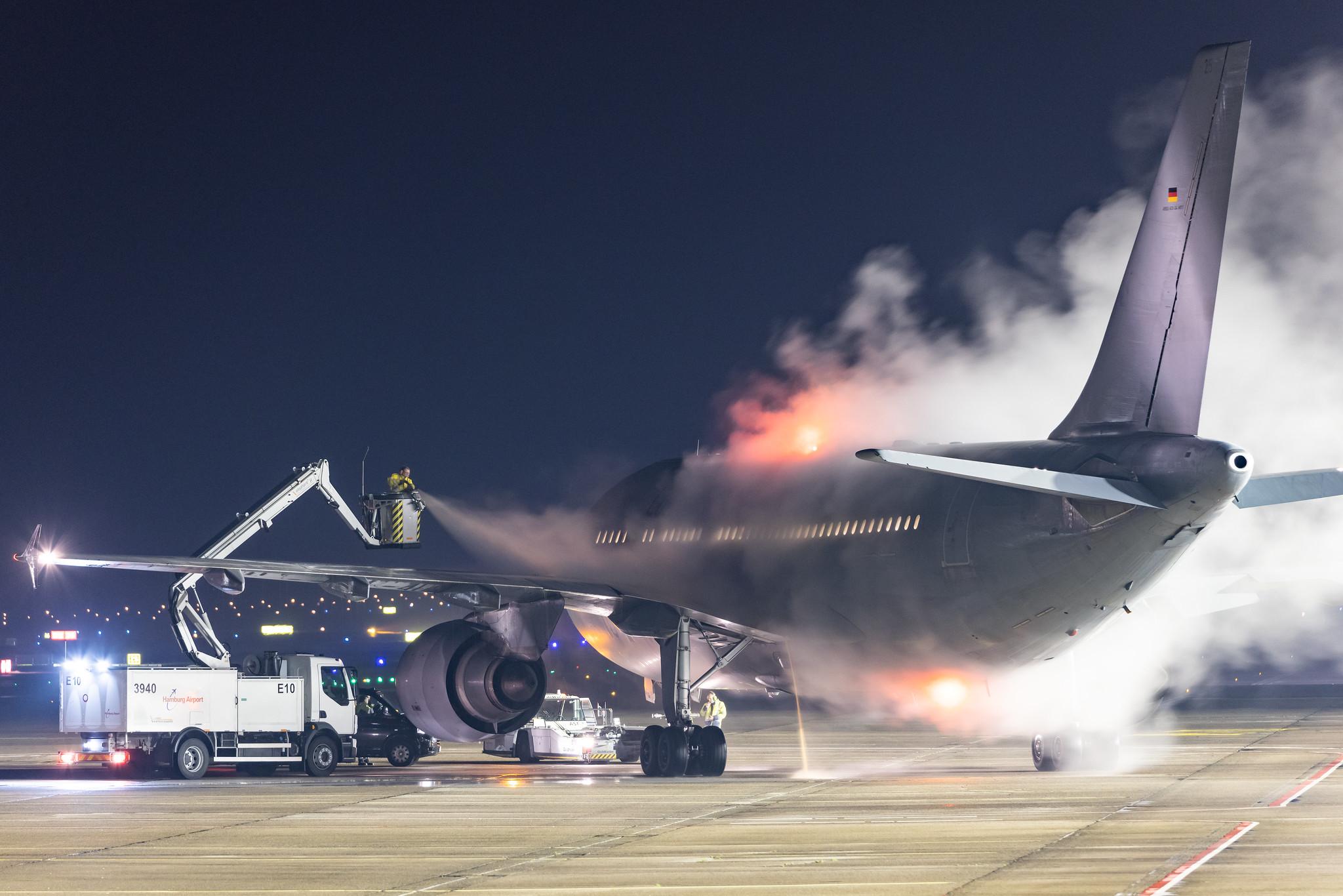 Hamburg Airport:  German Air Force (/ GAF) | Airbus A310-304 MRTT A310 | 10+25 | MSN 484