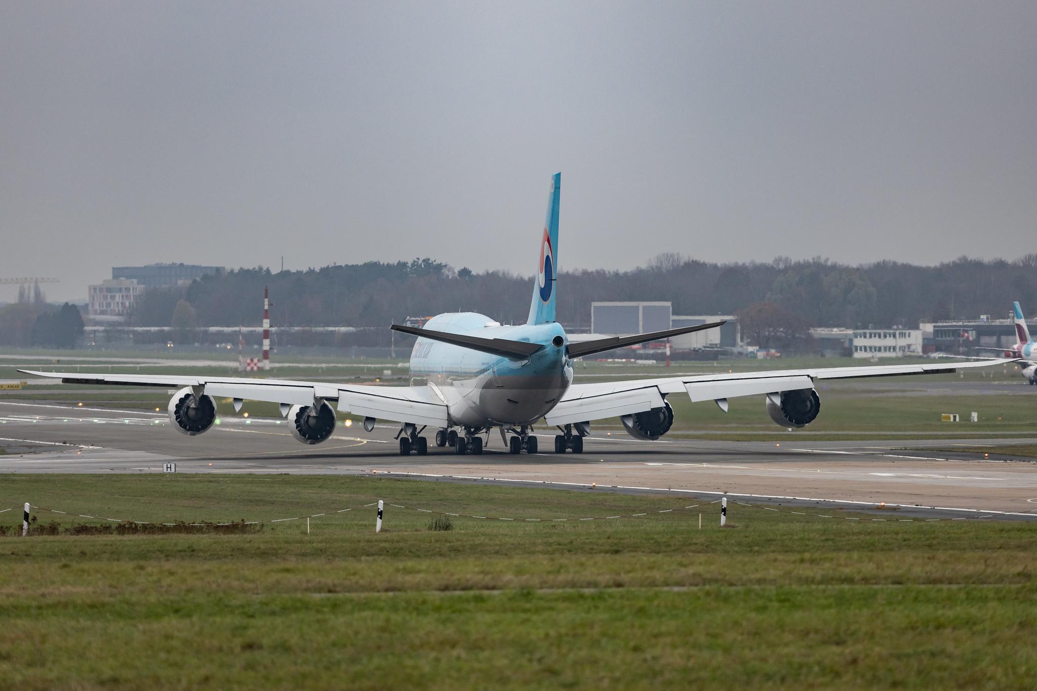 Hamburg Airport: Korean Air (KE / KAL) |  Boeing 747-8B5 B748 | HL7643 | MSN 60410